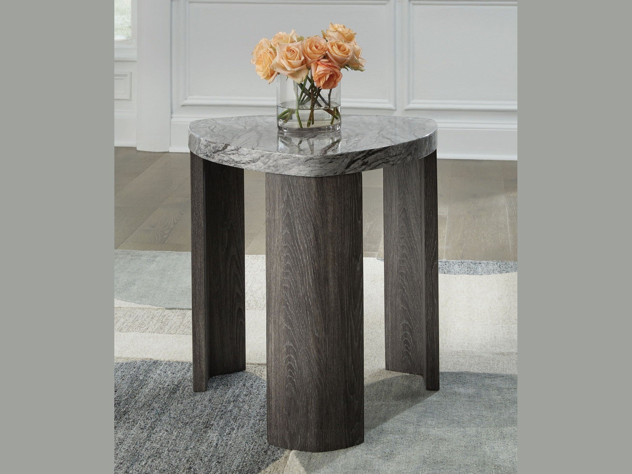Surmour - Triangle End Table - Gray / Brown