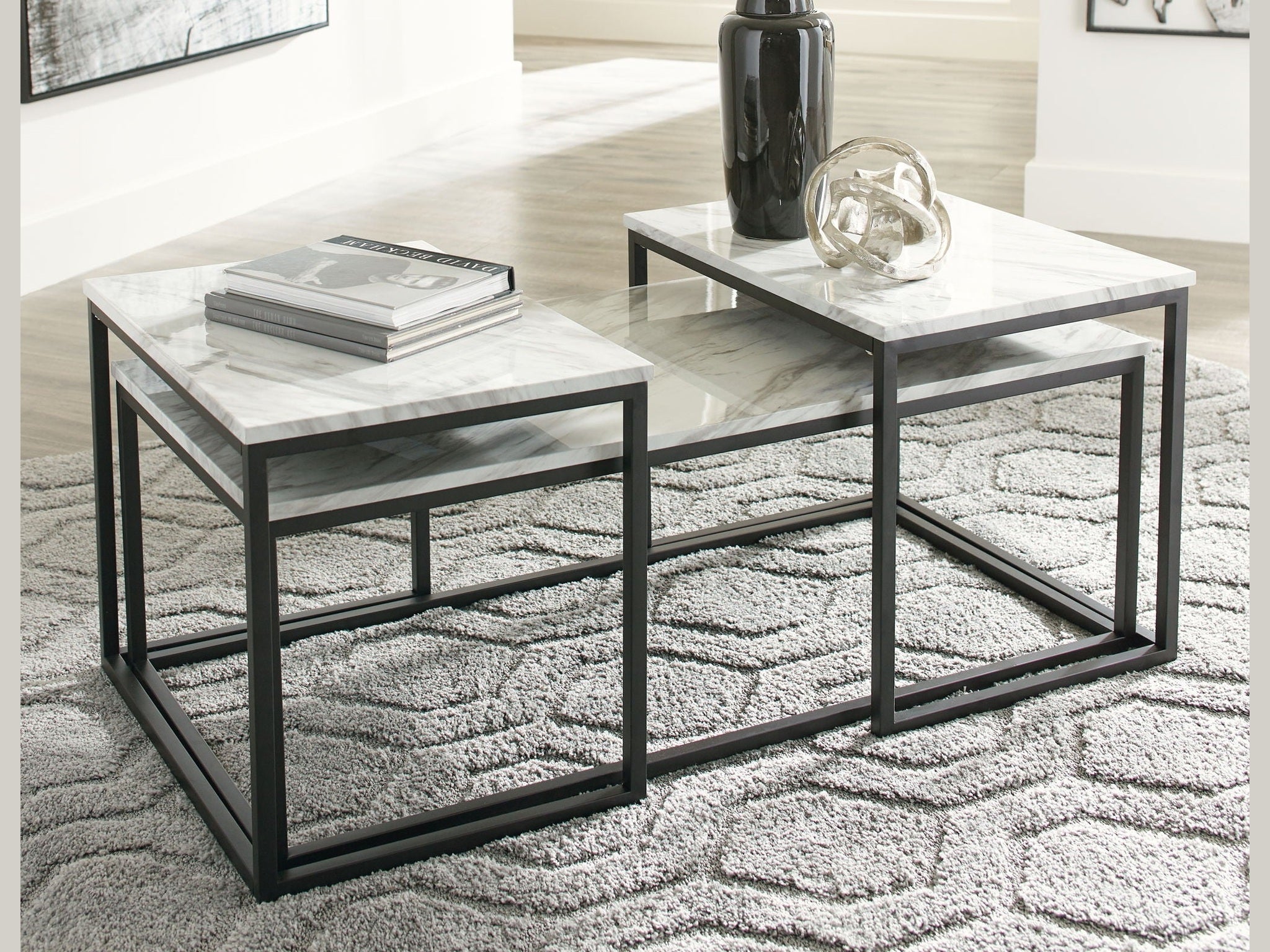 Donnesta - Occasional Table Set (Set of 3) - Gray / Black