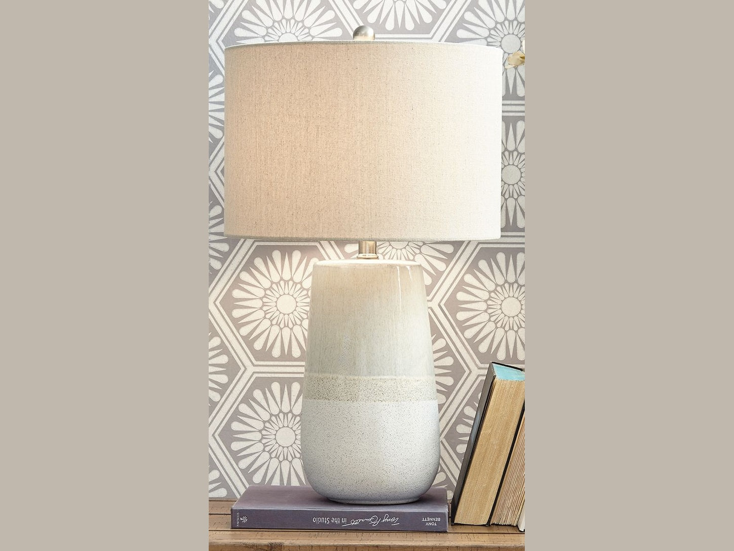 Shavon - Ceramic Table Lamp  - Beige / White