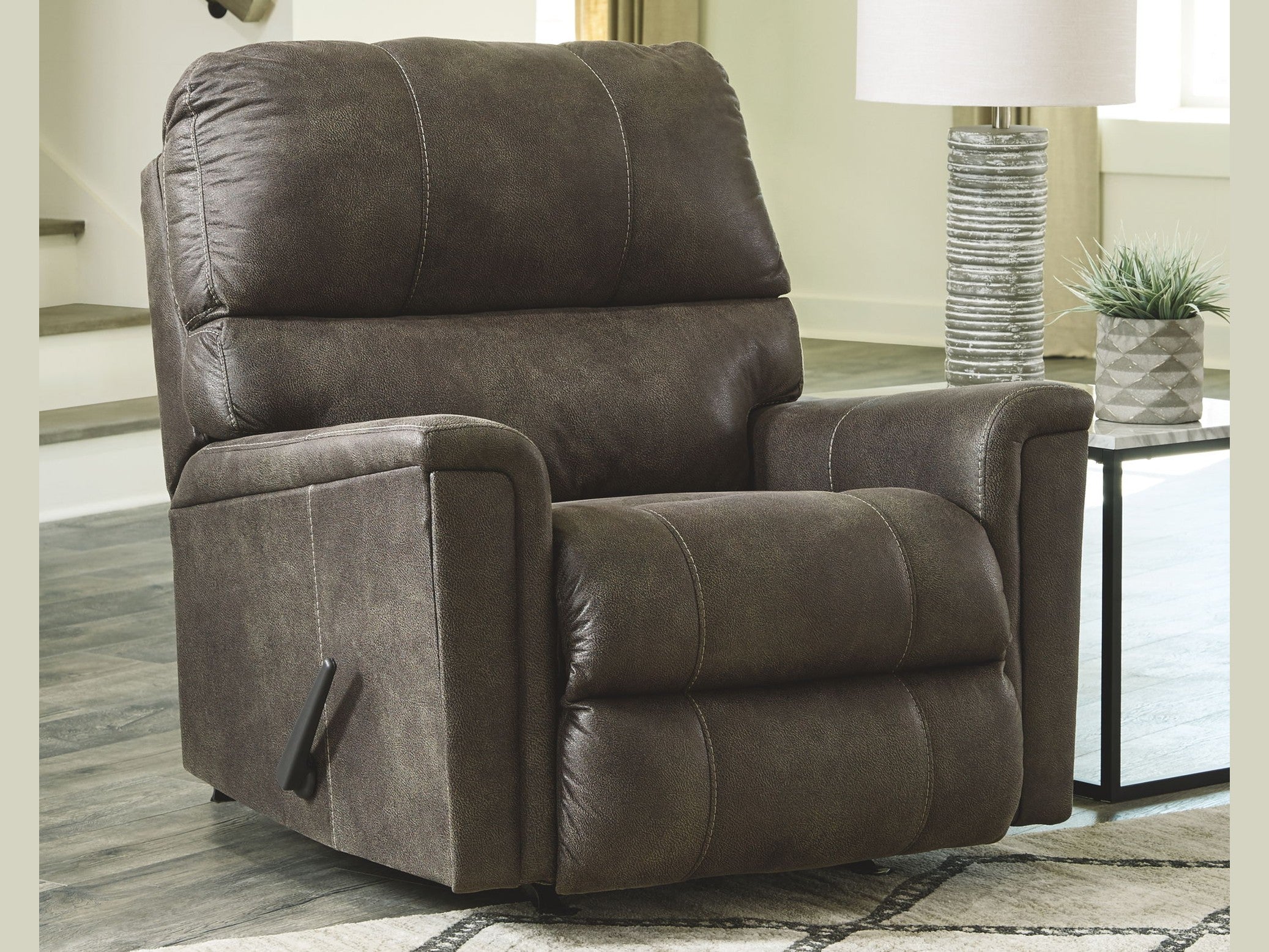 Navi - Rocker Recliner