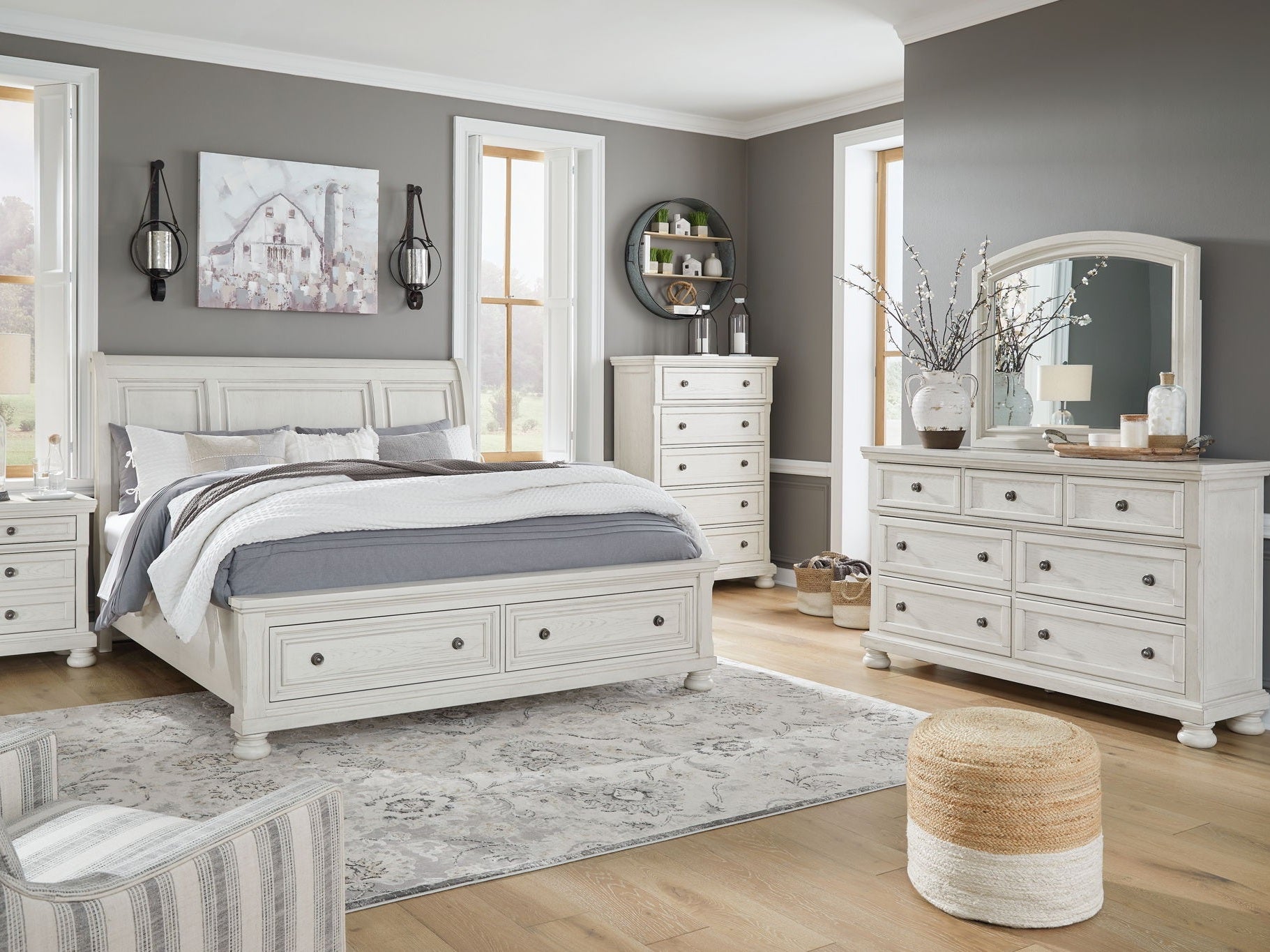 Robbinsdale - Sleigh Bedroom Set