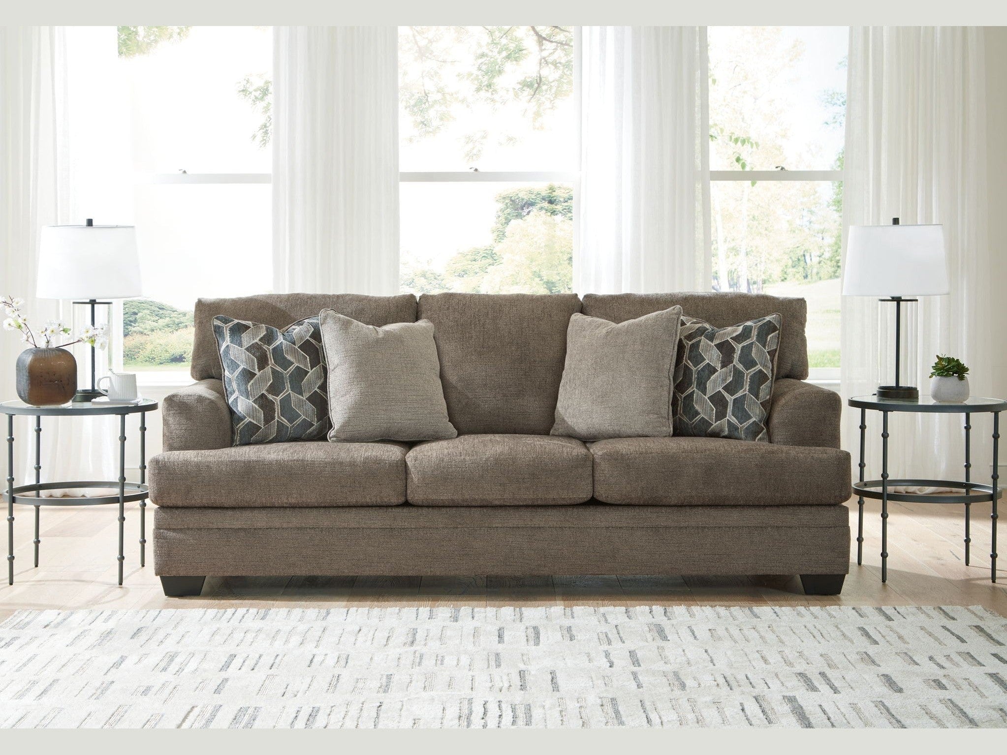 Stonemeade - Sofa