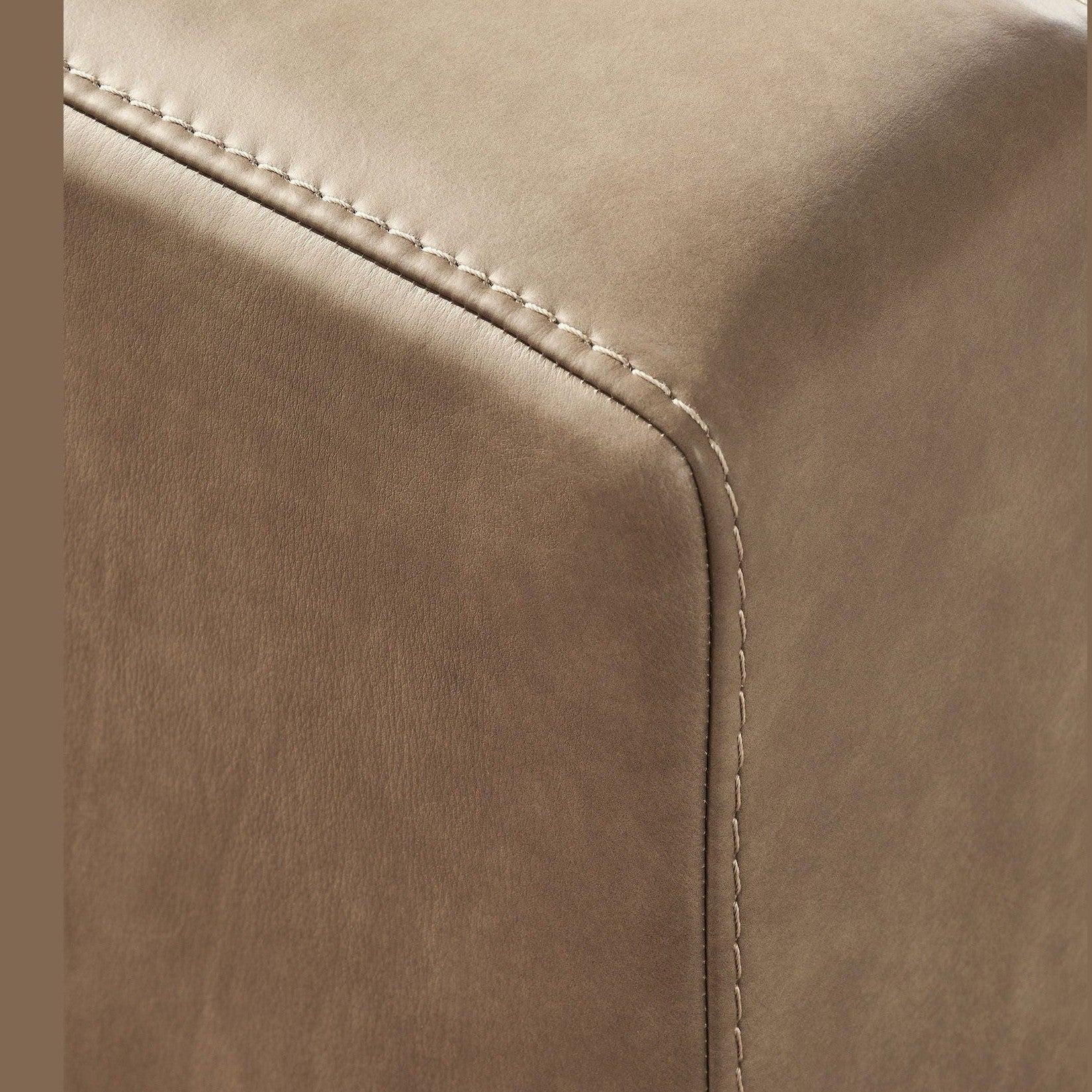 Veronella - Sectional