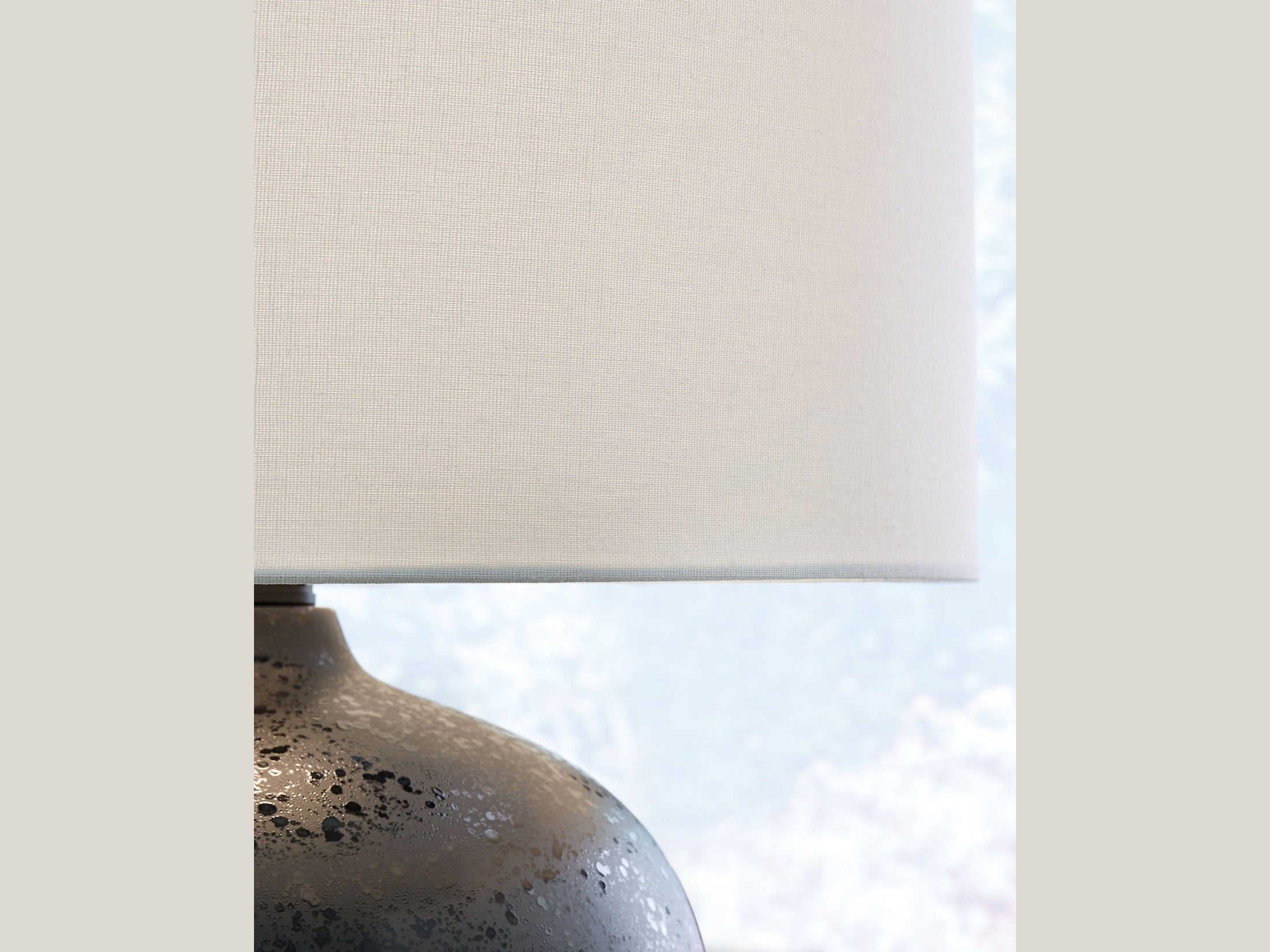 Ladstow - Ceramic Table Lamp  - Black