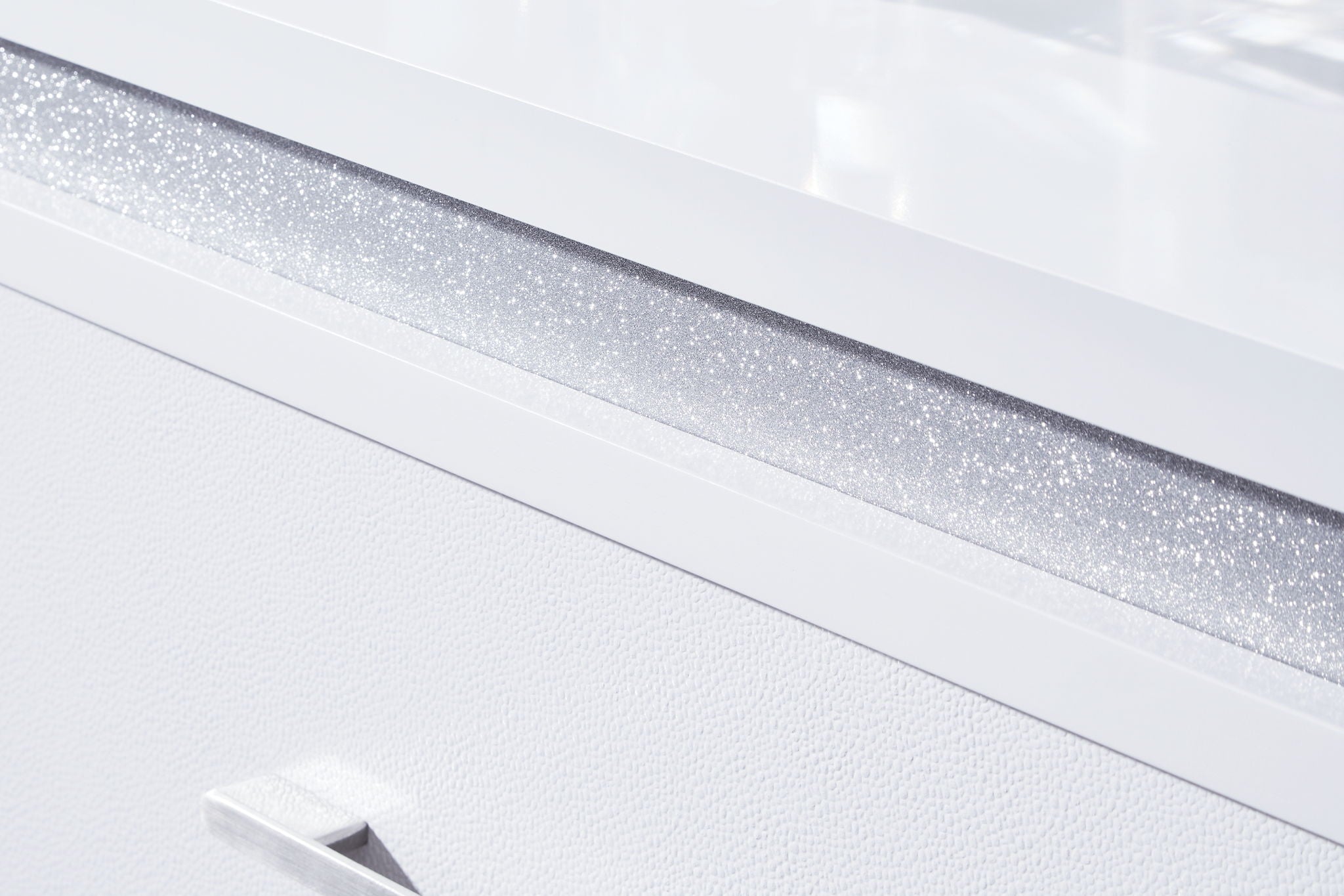 Frostlyn - Dresser And Mirror - White