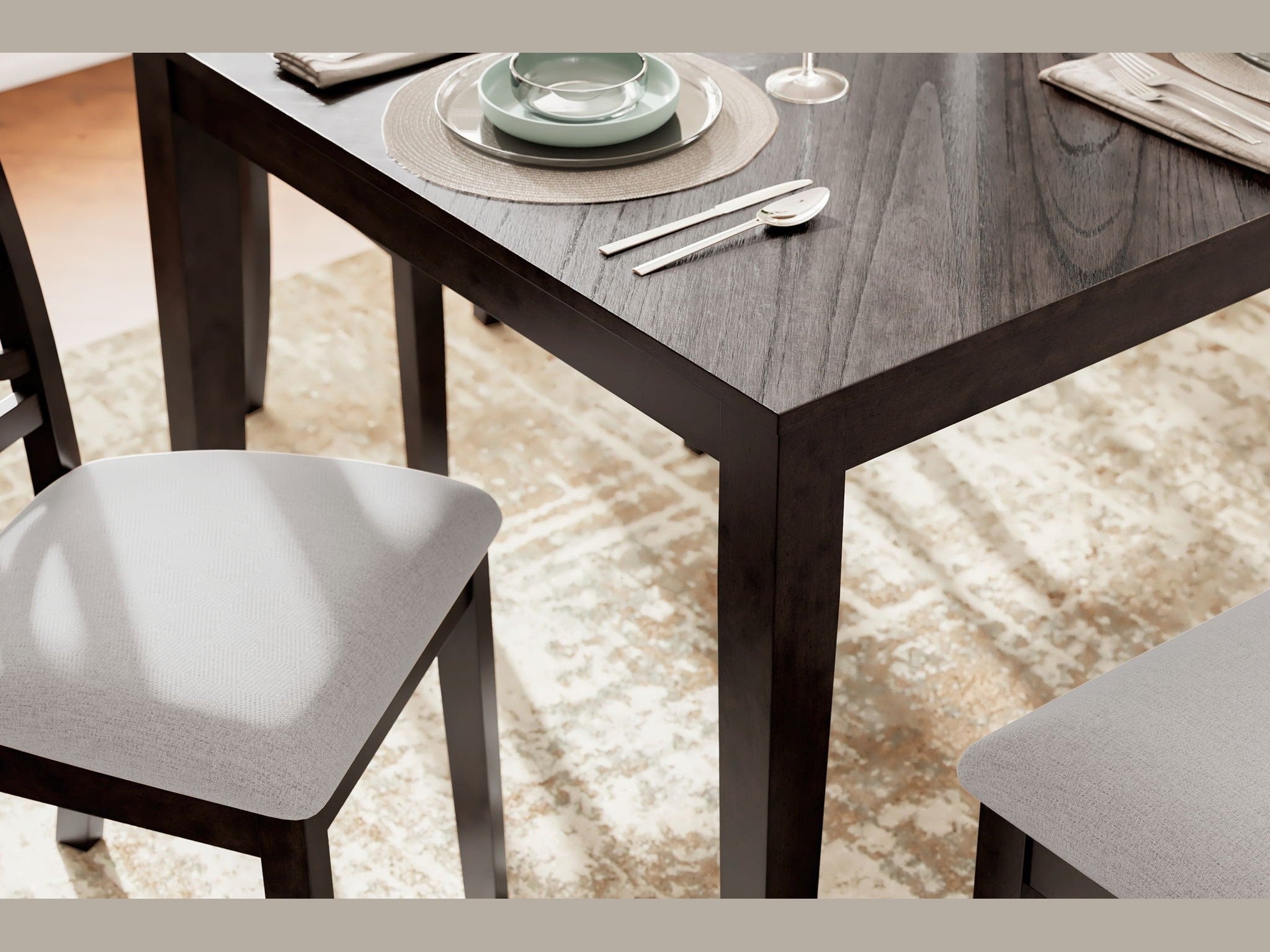 Langwest - Dining Room Table Set (Set of 6) - Brown