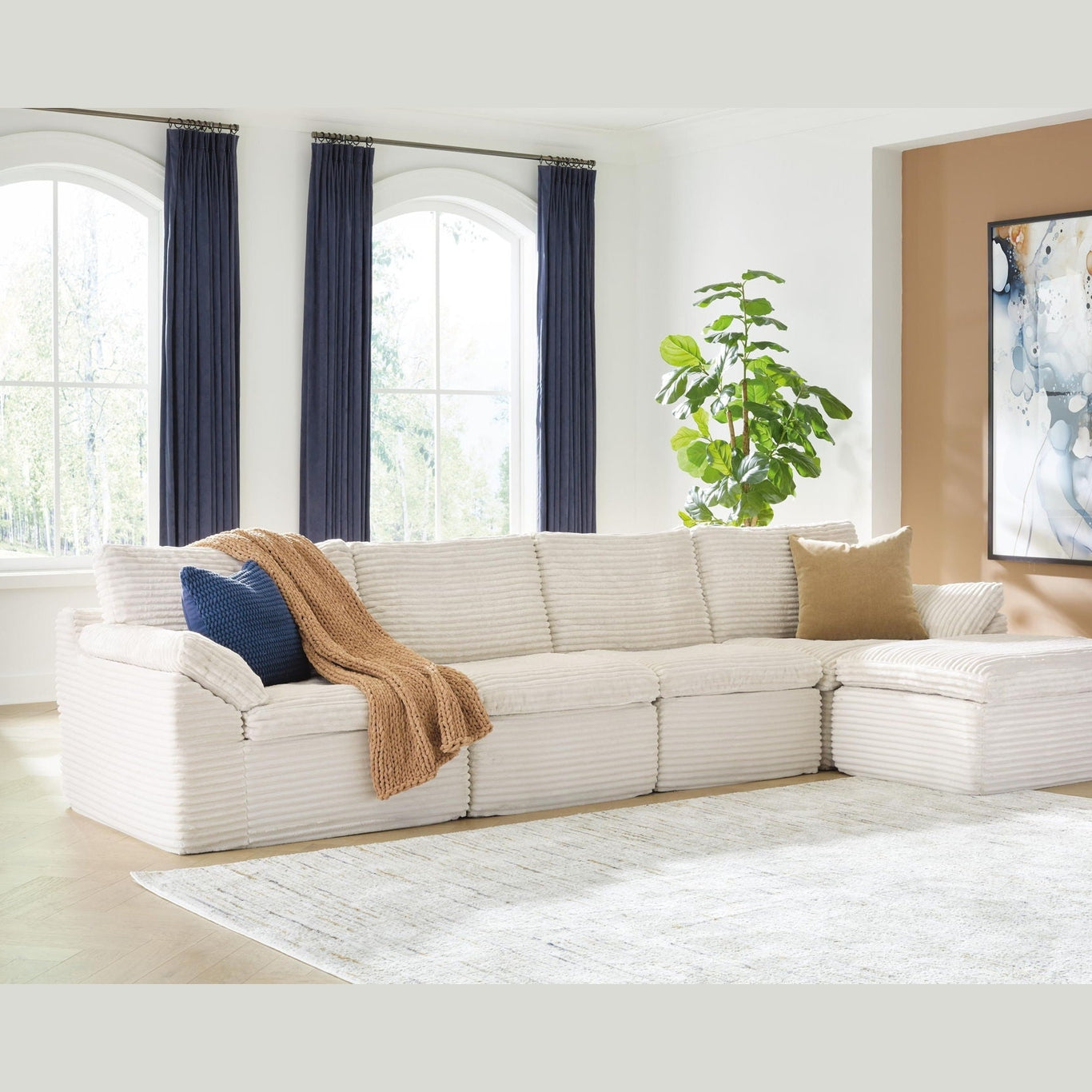 Fannin - 4-Piece Sectional With Ottoman - Ivory