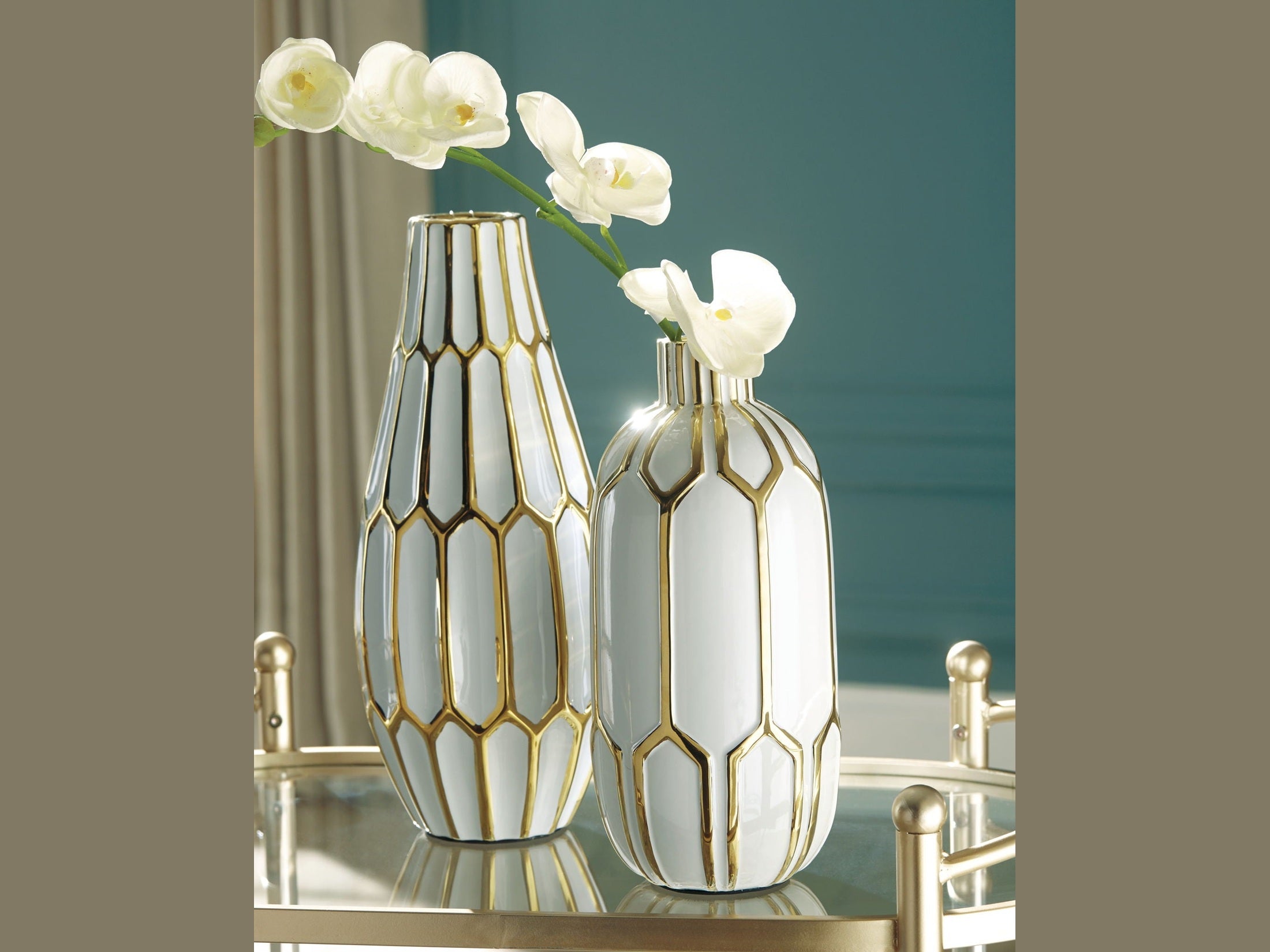 Mohsen - Vase Set (Set of 2) - Gold Finish / White