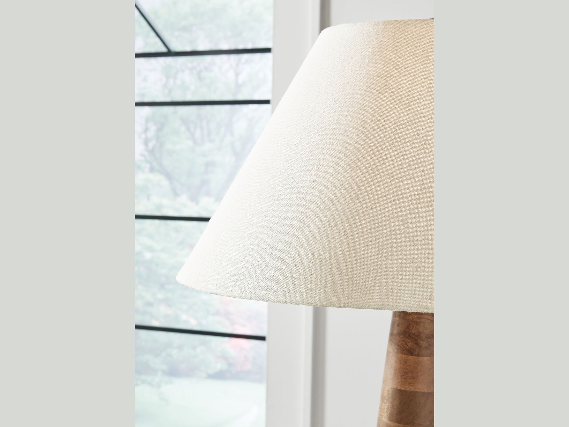 Danset - Wood Lamp