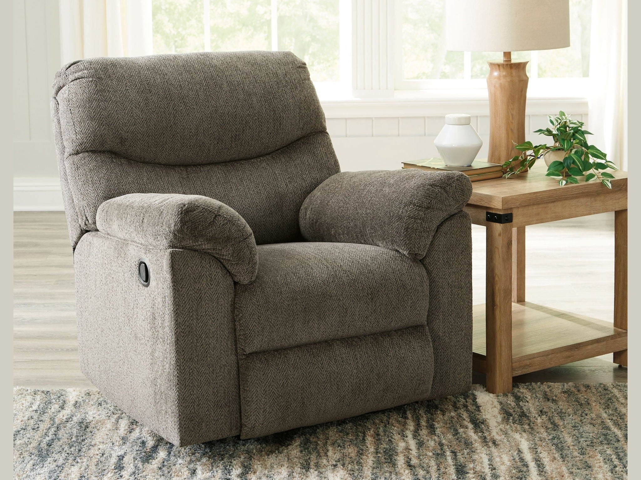 Alphons - Rocker Recliner