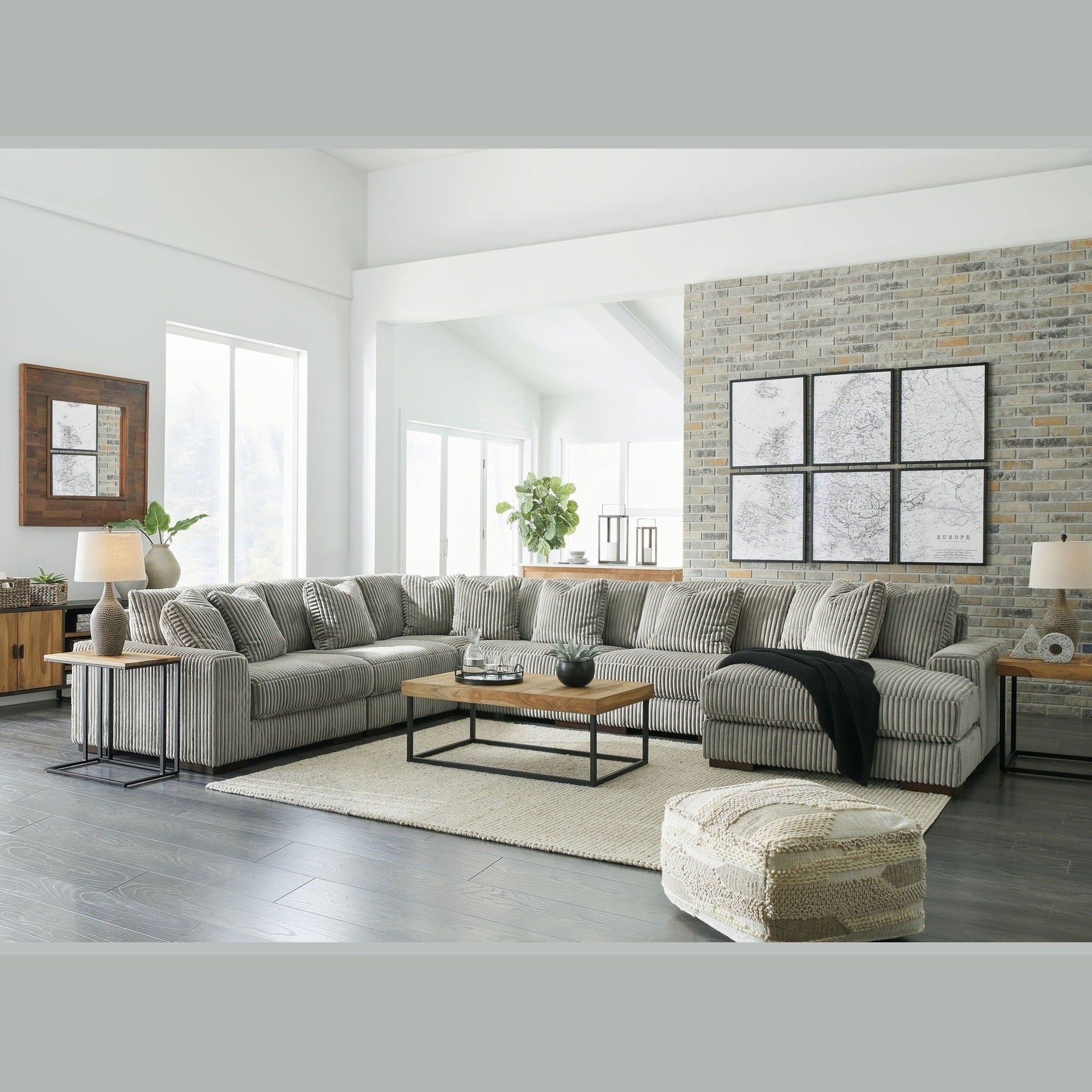 Lindyn - Sectional