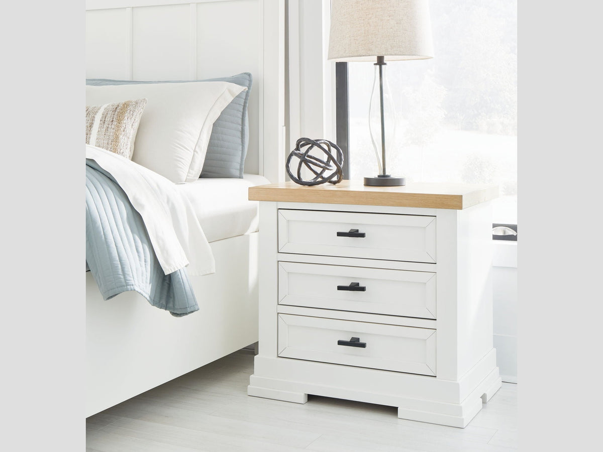 Ashbryn - Three Drawer Night Stand - White / Natural