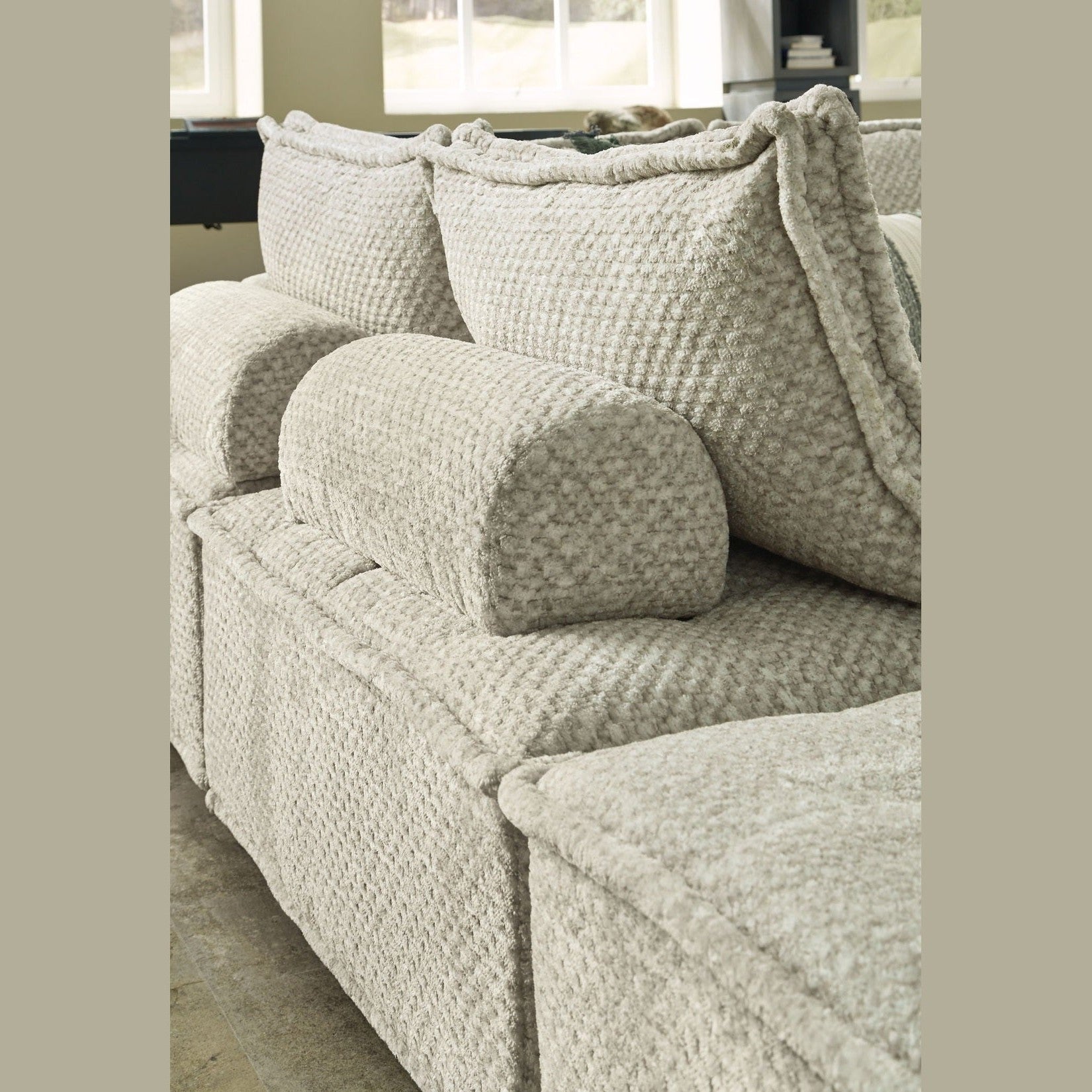 Bales - Sectional