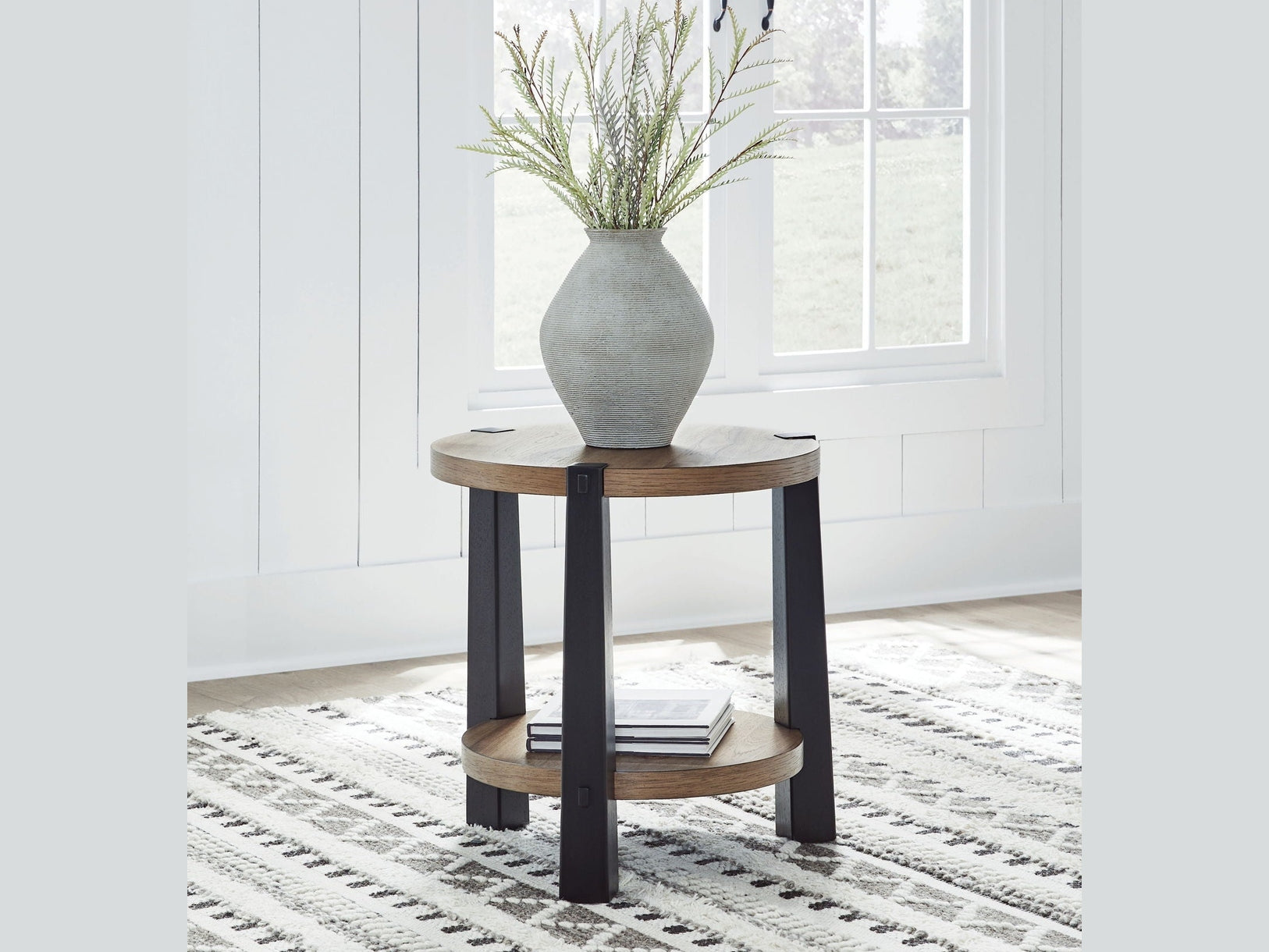 Ridgester - Round Table