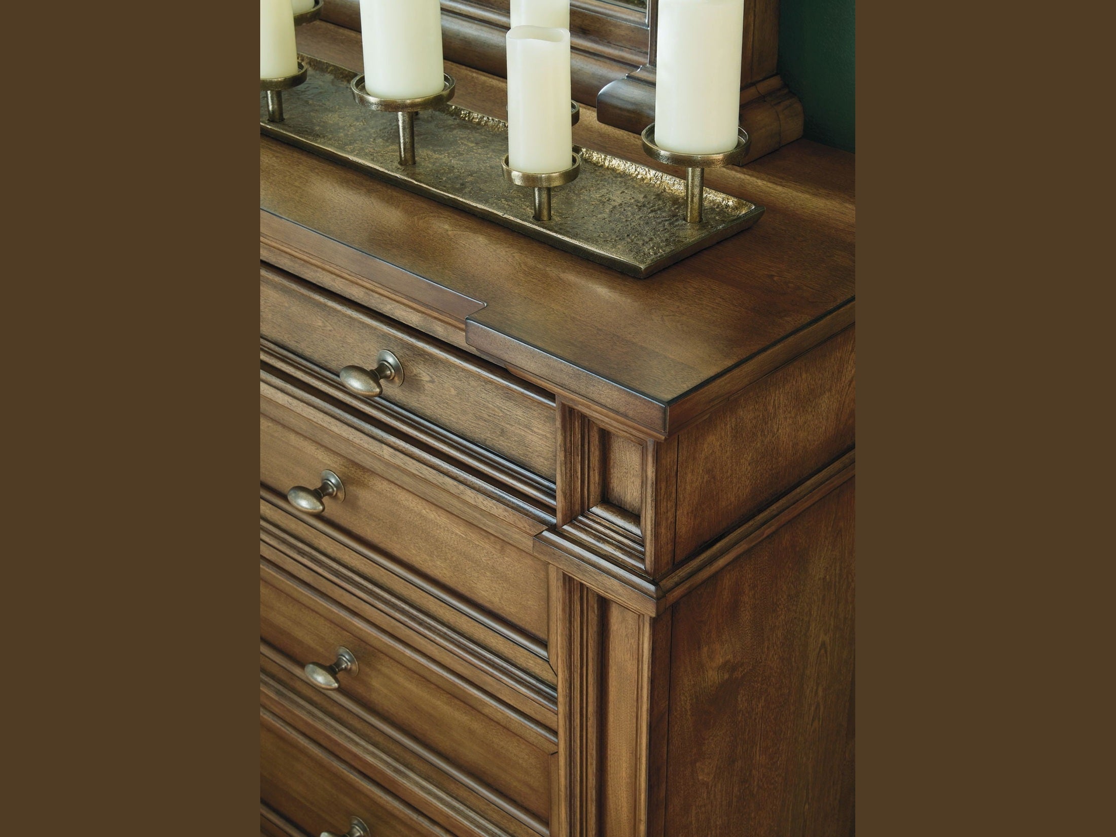 Channley - Dresser