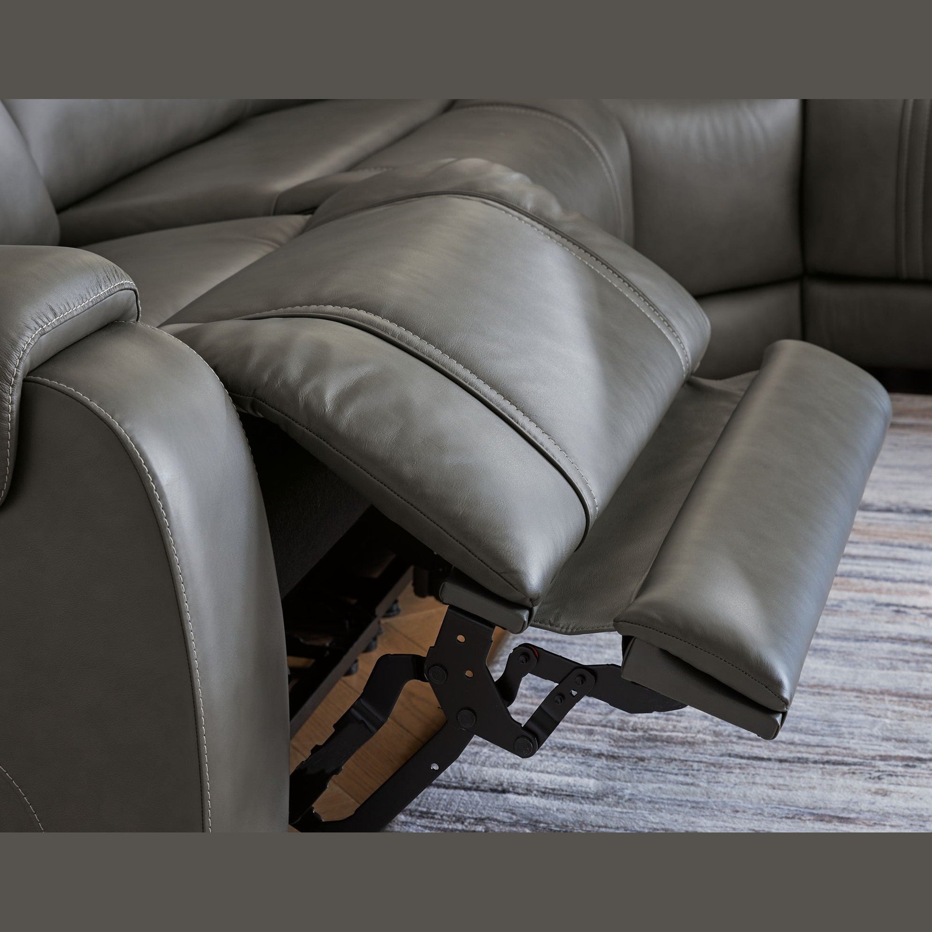 5Z Pittson Power Reclining Sectional