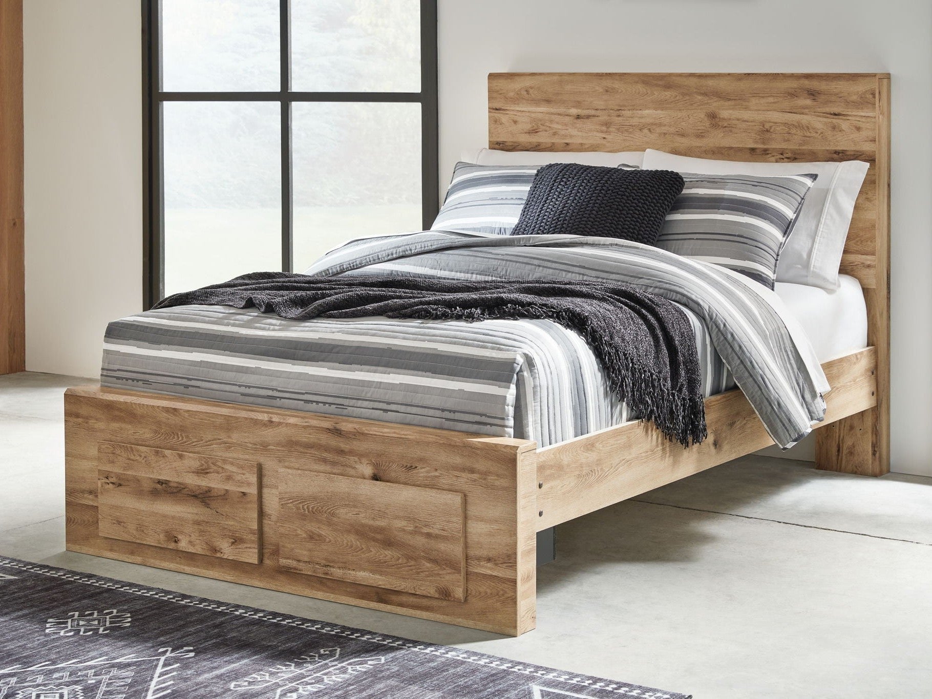 Hyanna - Storage Bed