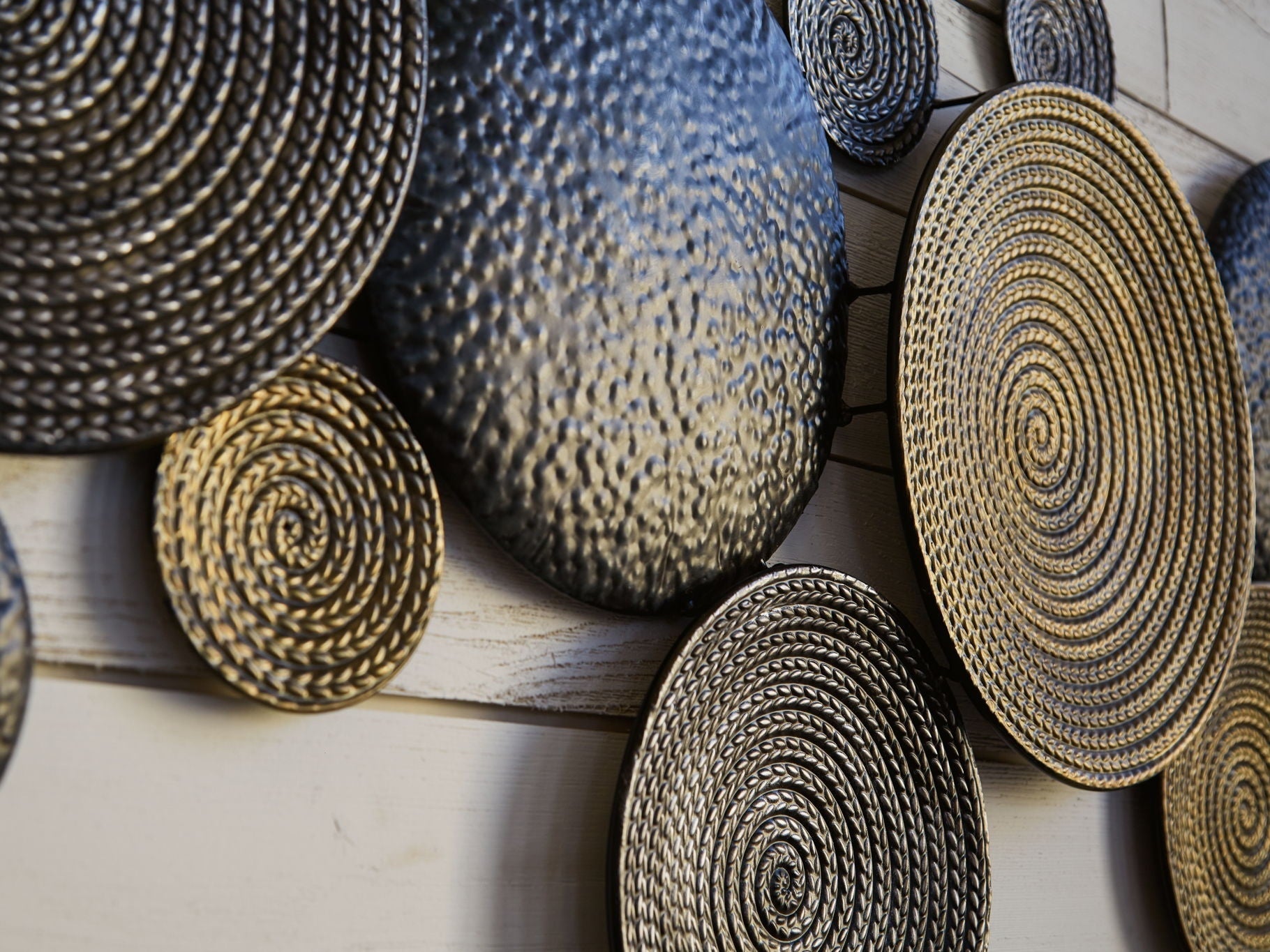 Emsley - Wall Decor - Metallic / Black / Gray