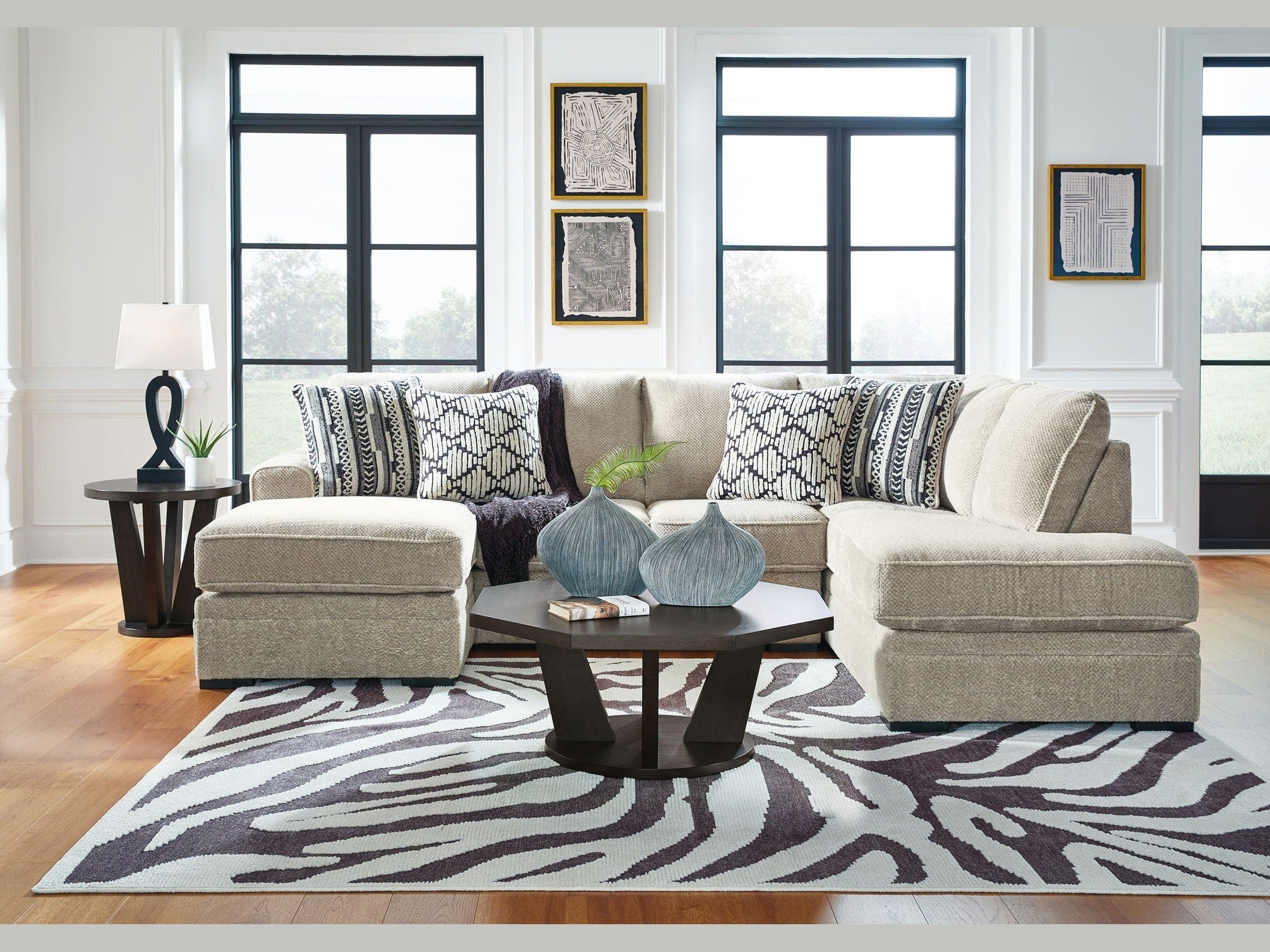 Calnita - Sectional
