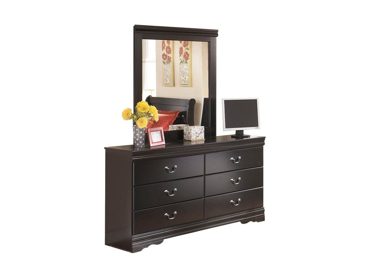 Huey Vineyard - Dresser, Mirror - Black