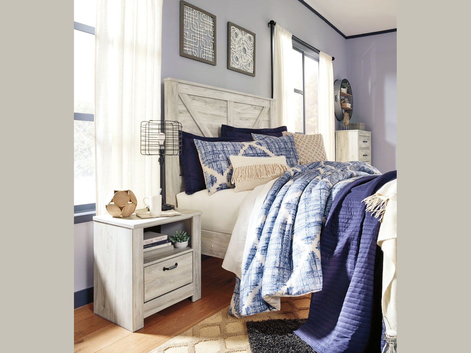 Bellaby - Crossbuck Panel Bed