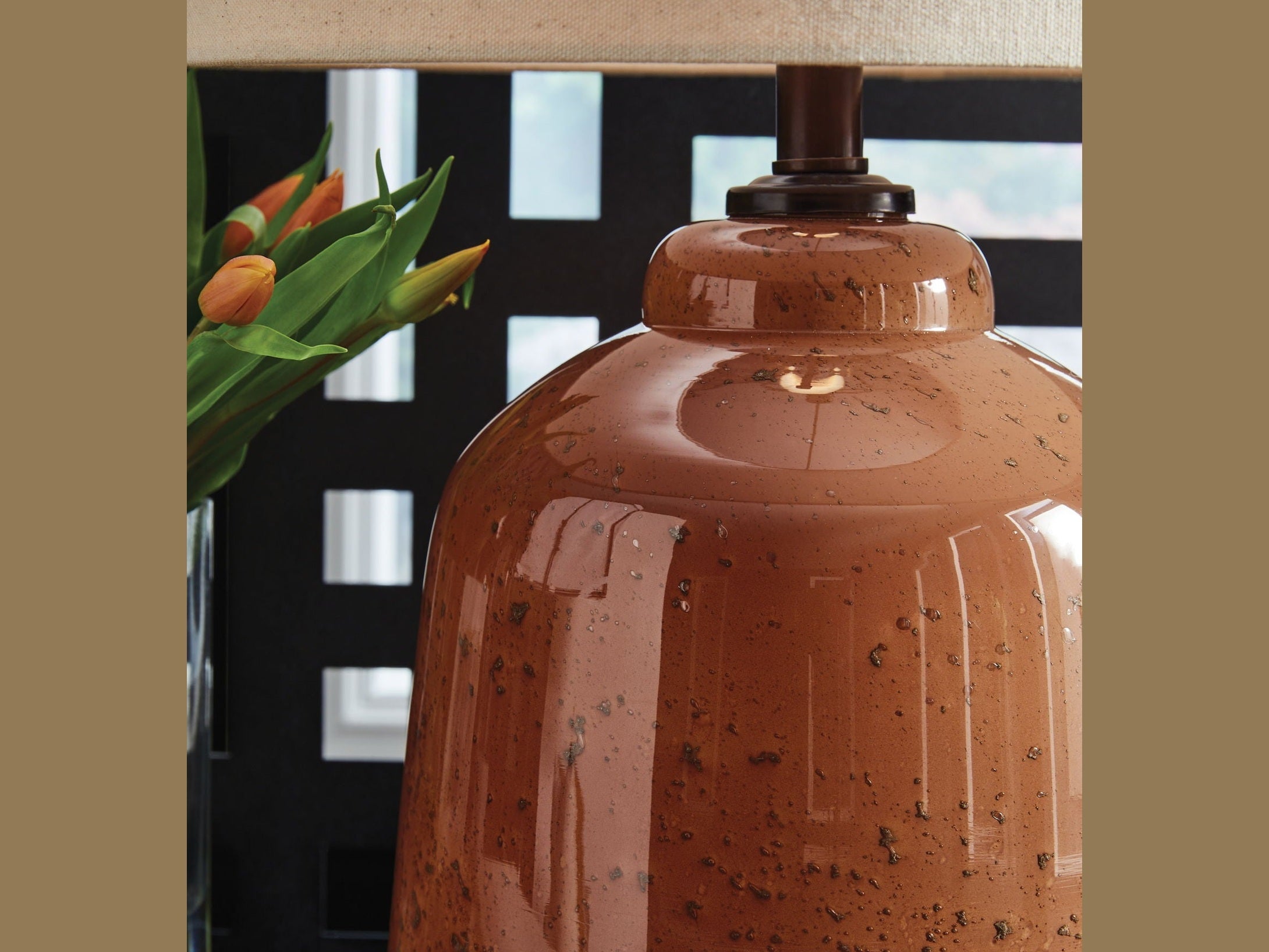 Aaleahya - Glass Table Lamp - Rust