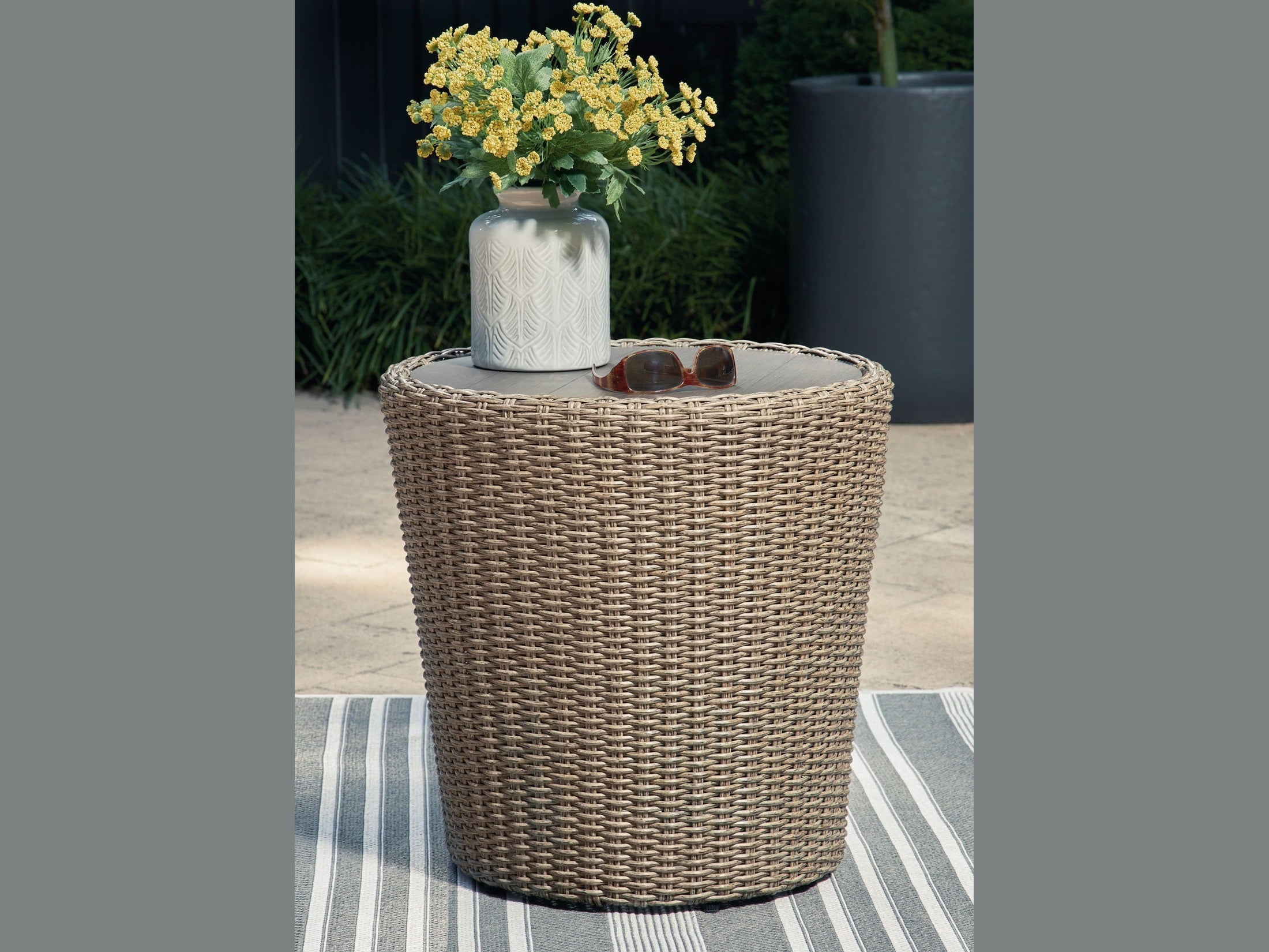 Danson - Round End Table - Beige