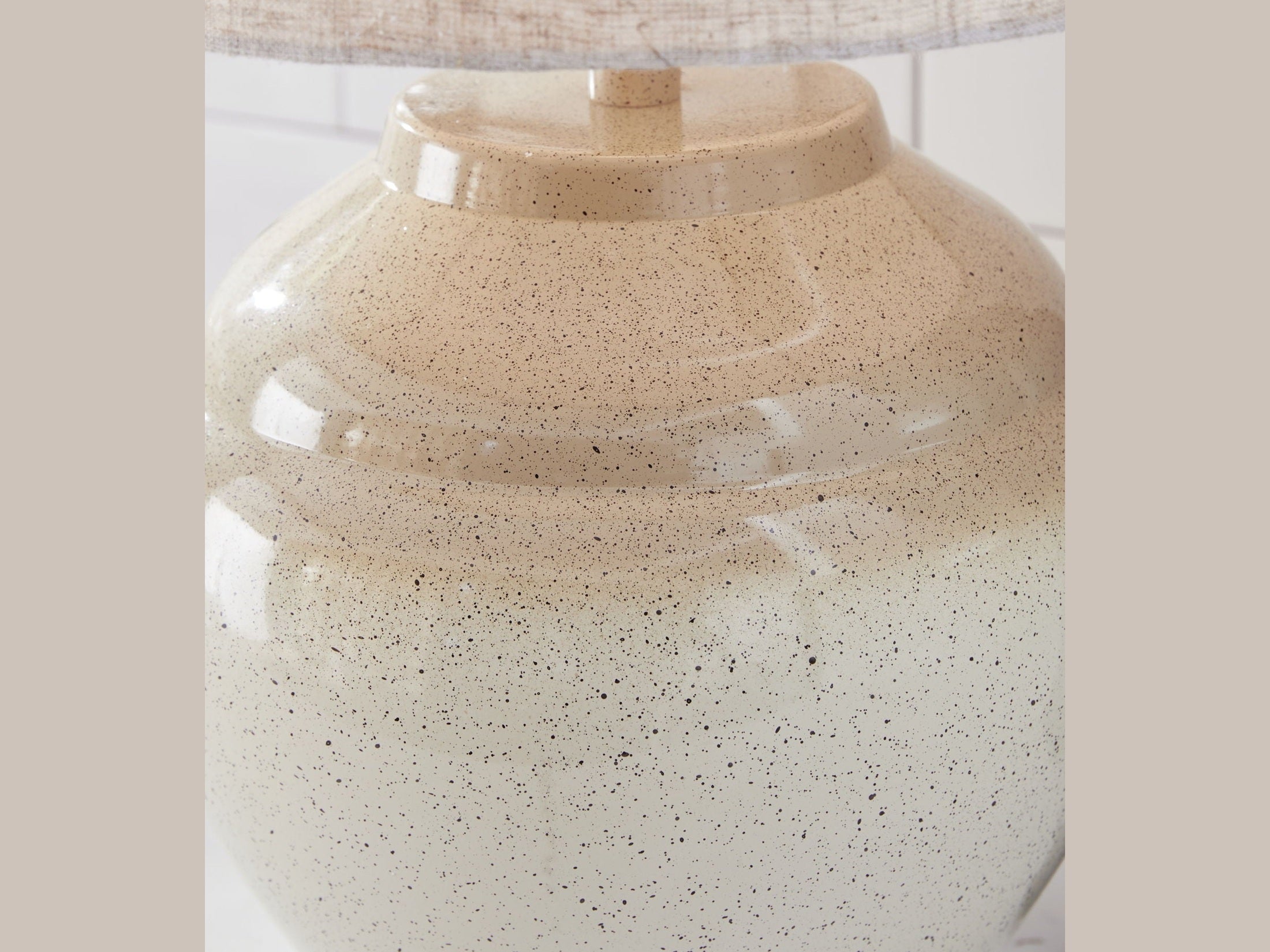 Waldish - Metal Table Lamp - Cream / Beige