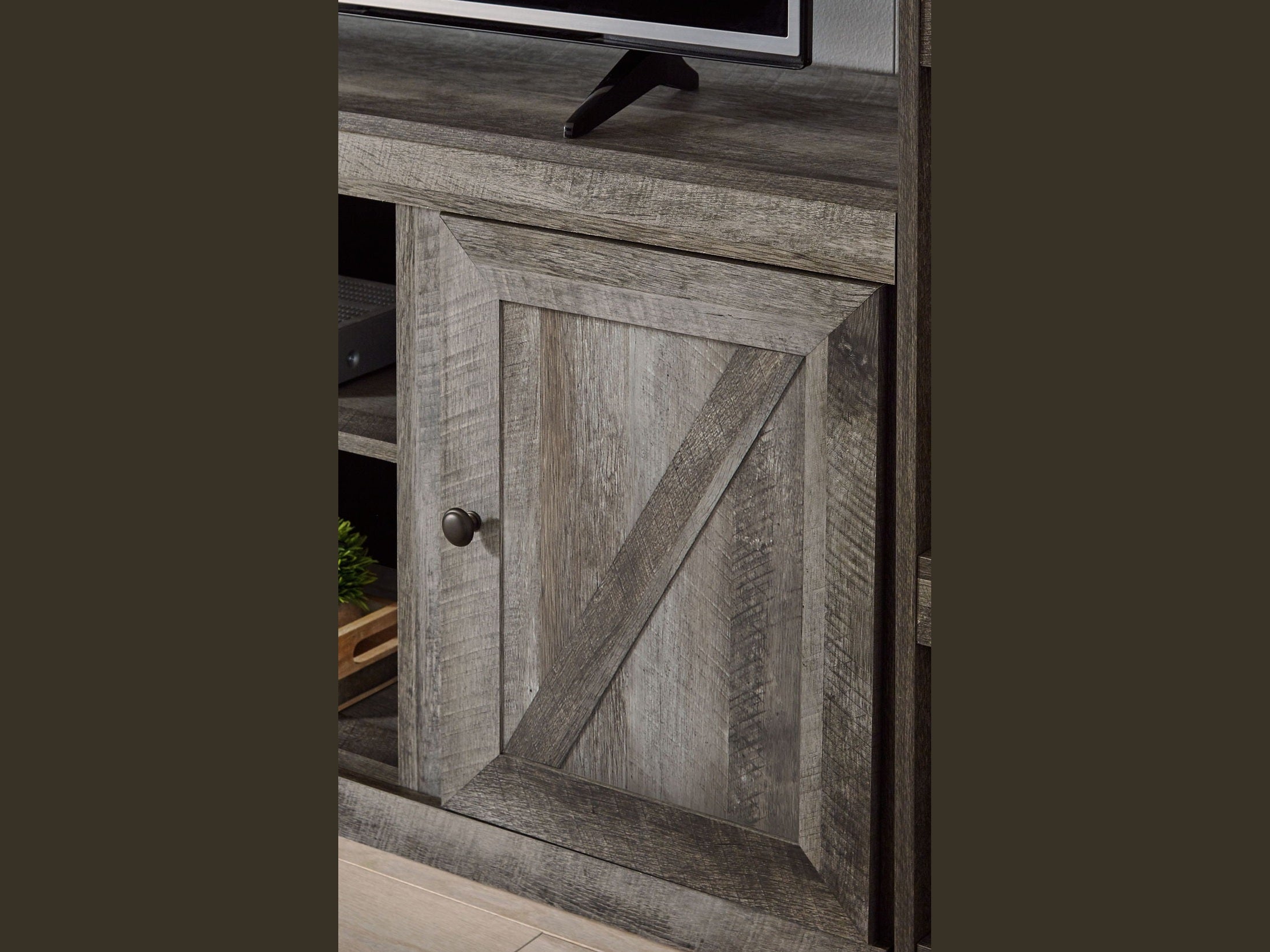 Wynnlow - 4-Piece Entertainment Center With LG TV Stand W/Fireplace Option - Gray