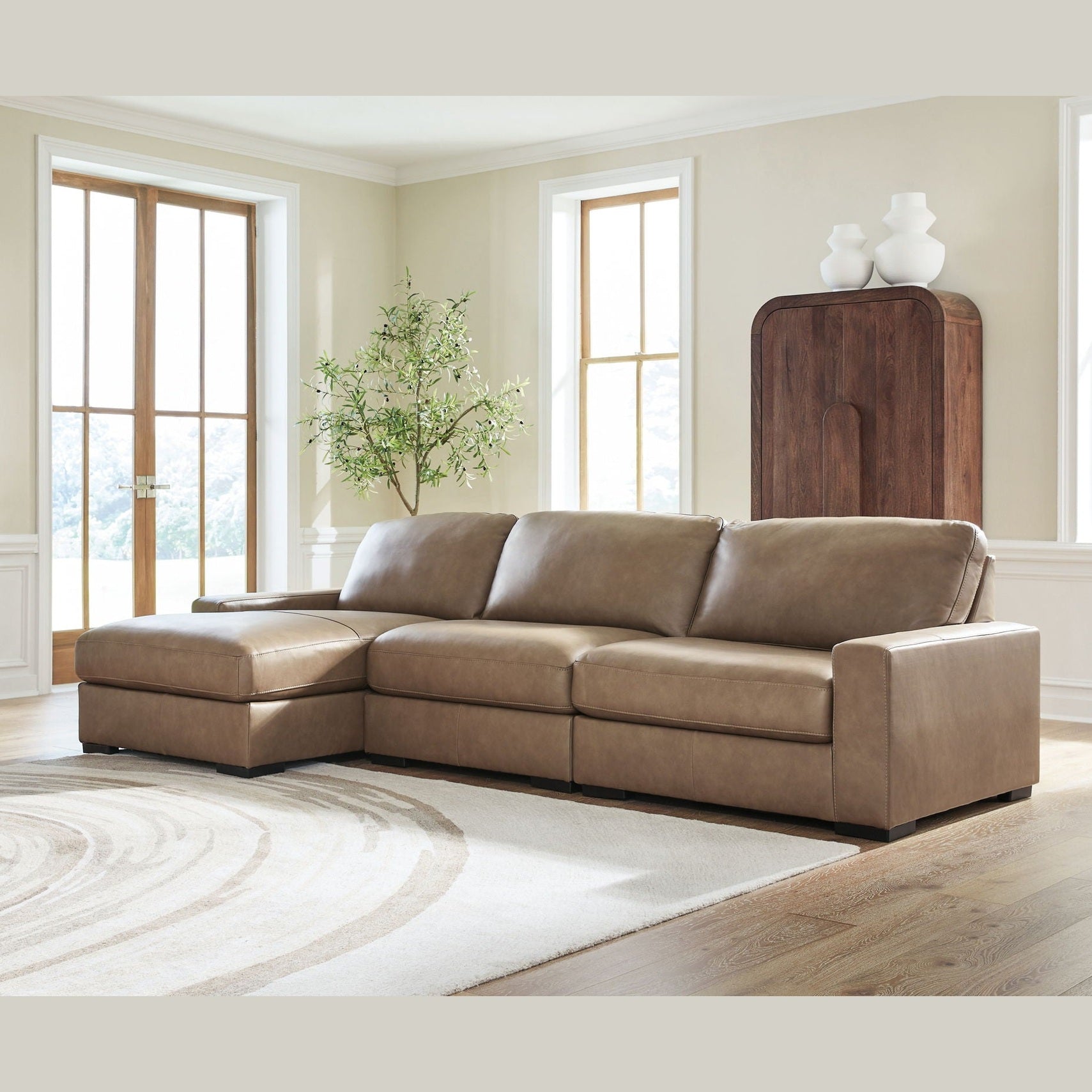 Veronella - Sectional