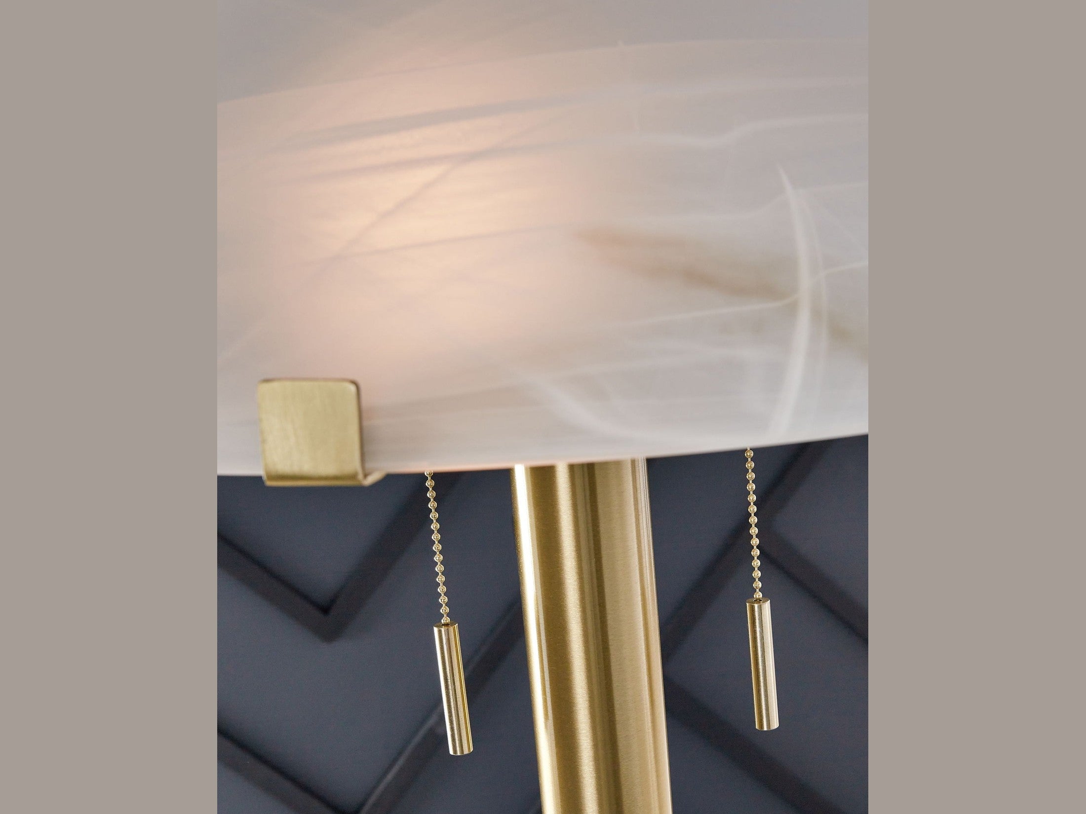 Tobbinsen - Metal Lamp