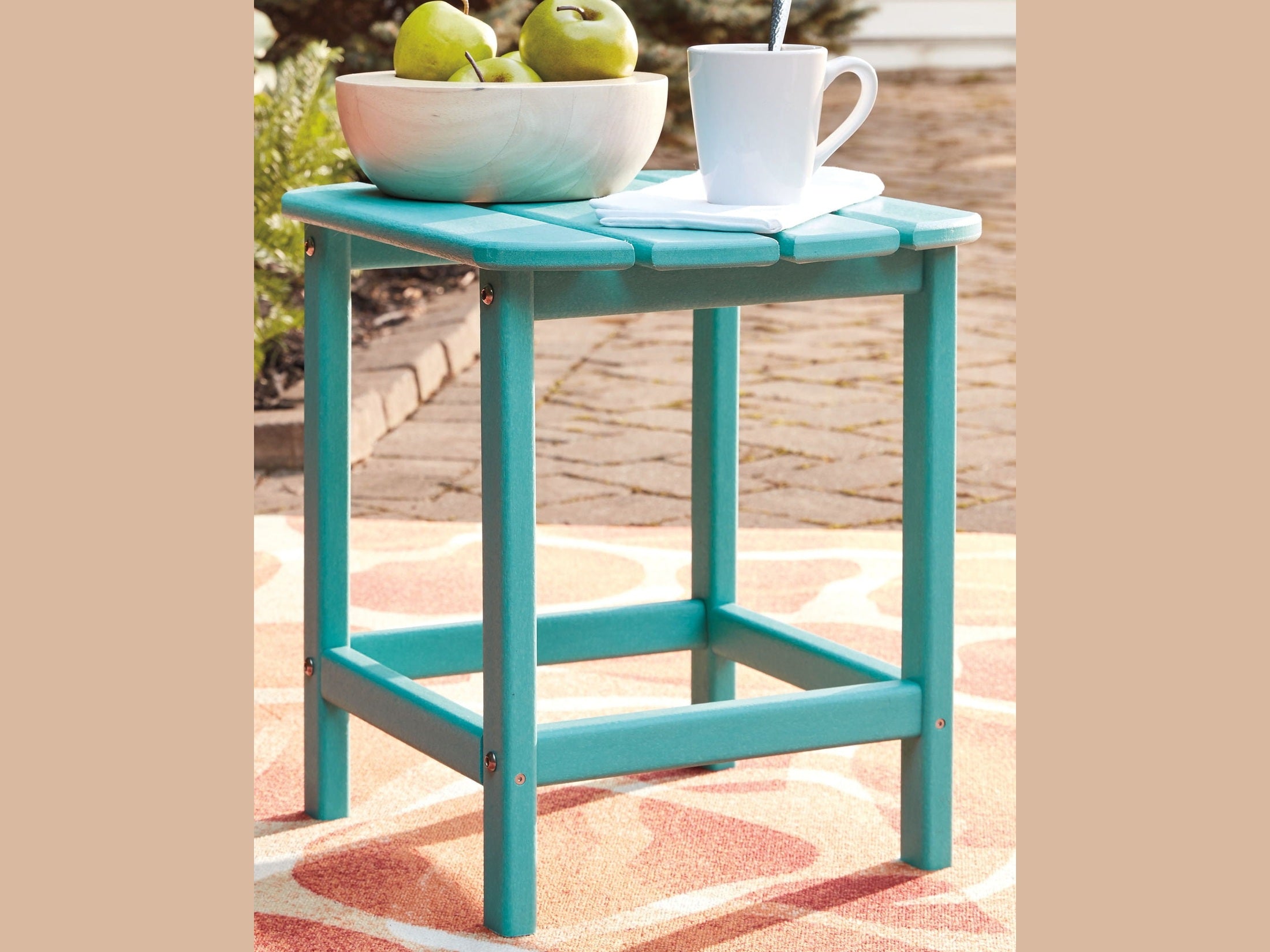 Sundown Treasure - Outdoor End Table