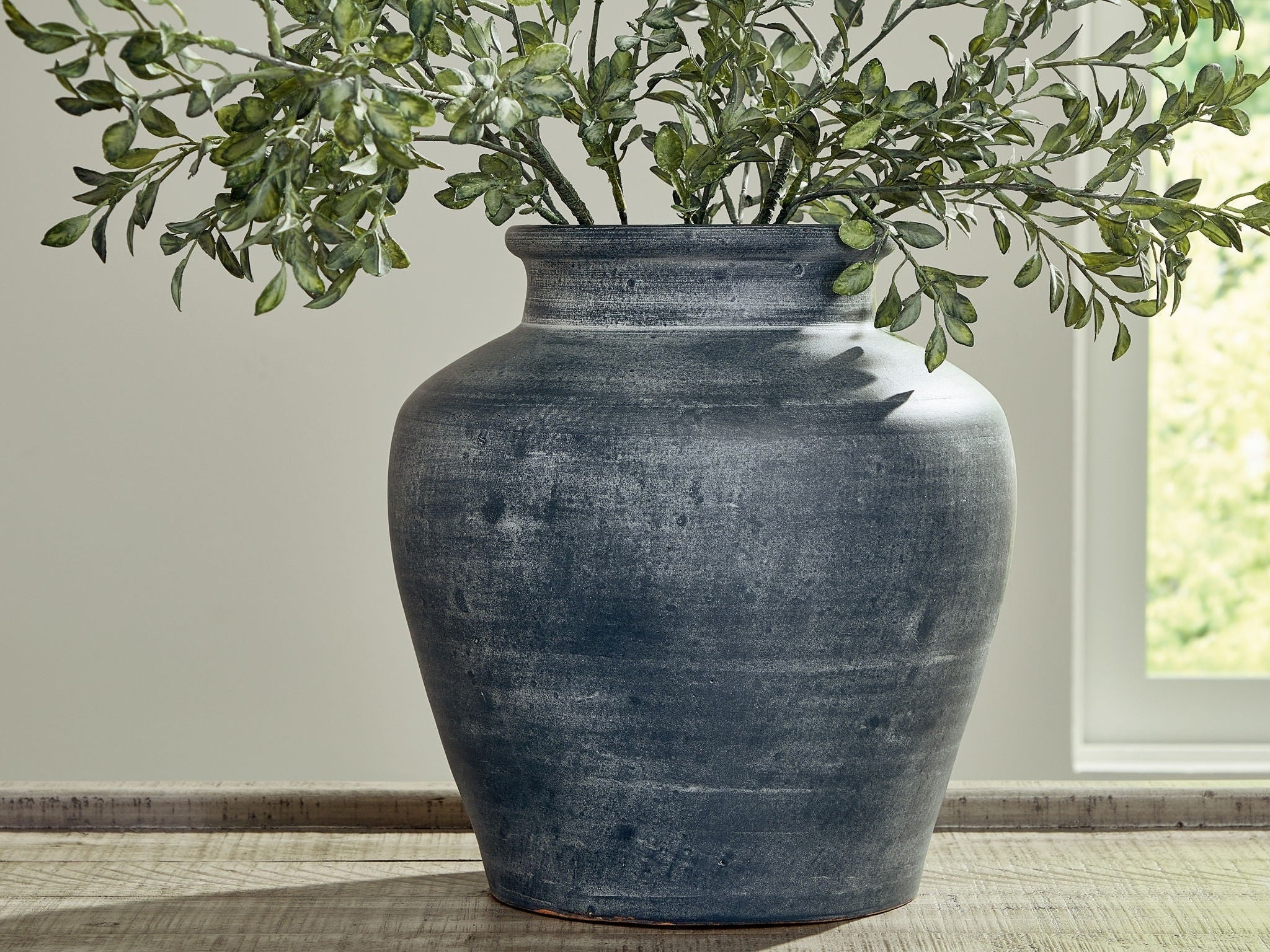 Meadie - 12" Vase