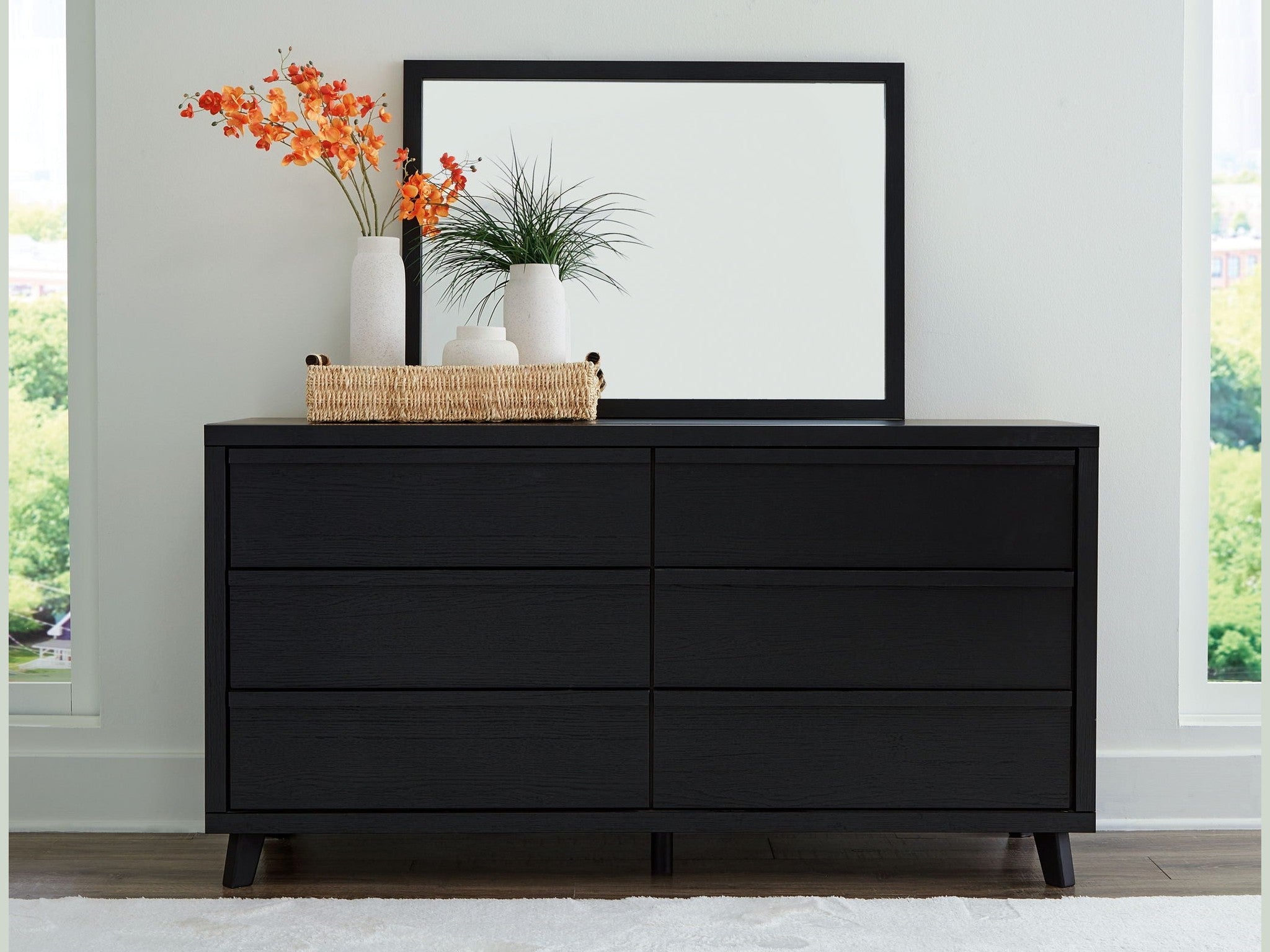 Danziar - Panel Bedroom Set