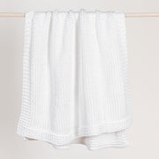 Dyne - 50" x 70" Throw - White