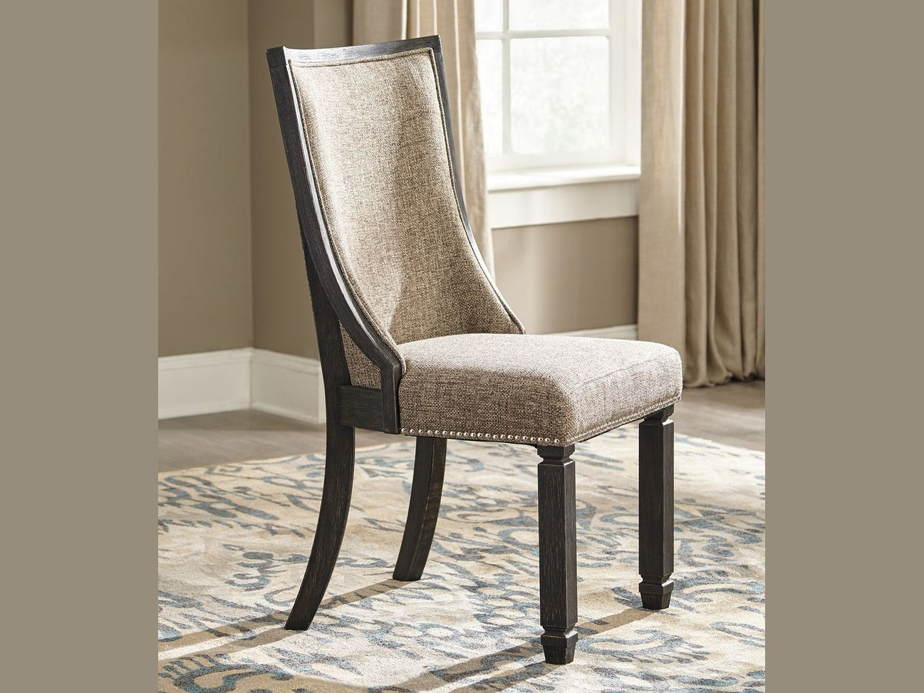 Tyler Creek - Dining Table Set
