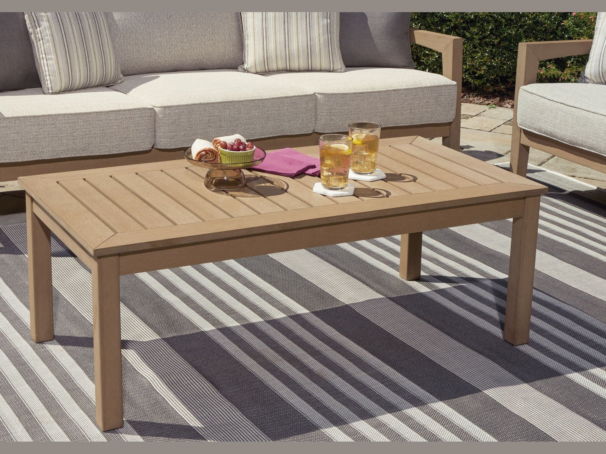 Hallow Creek - Rectangular Cocktail Table - Driftwood