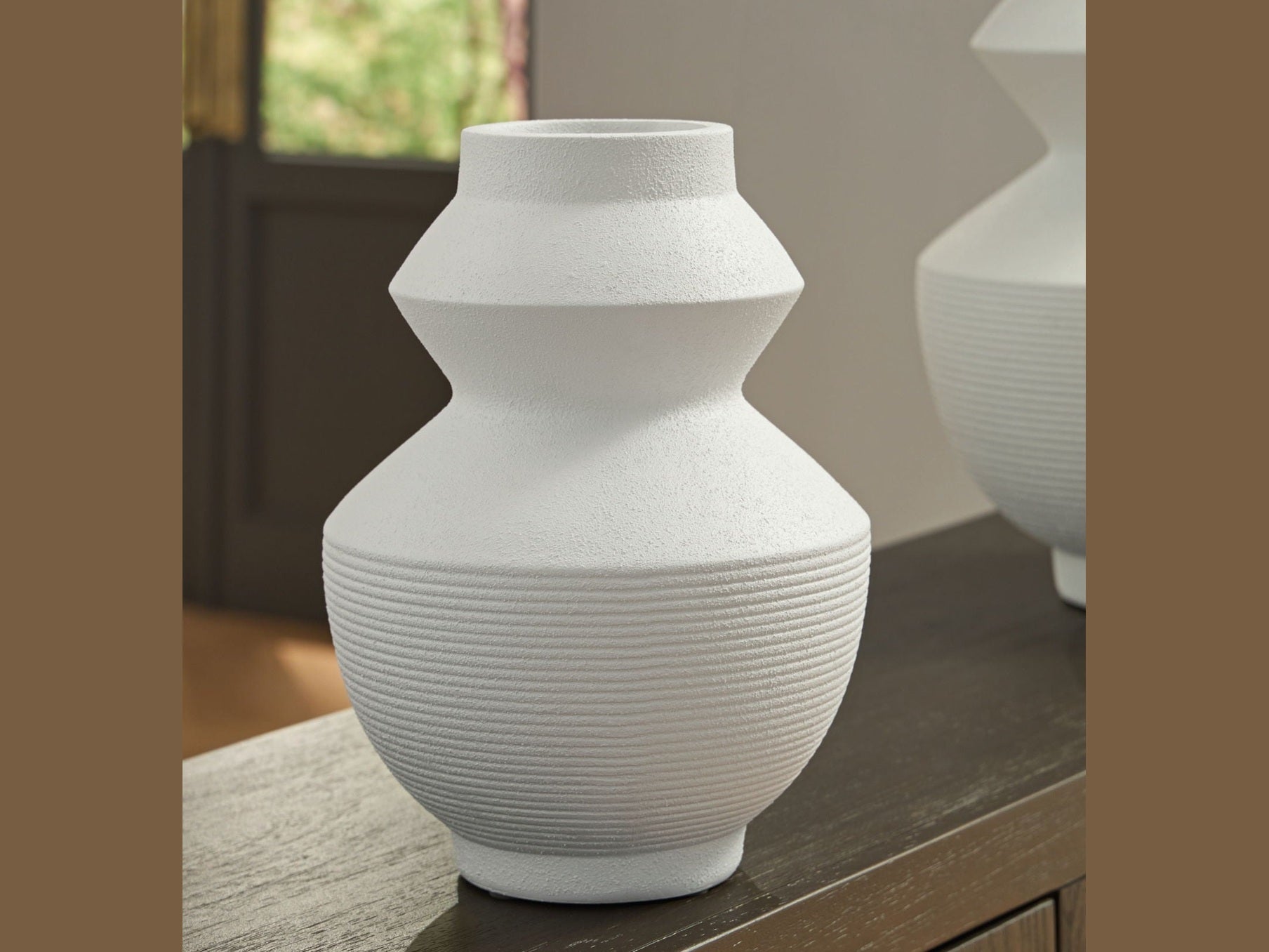 Naveen - Vase