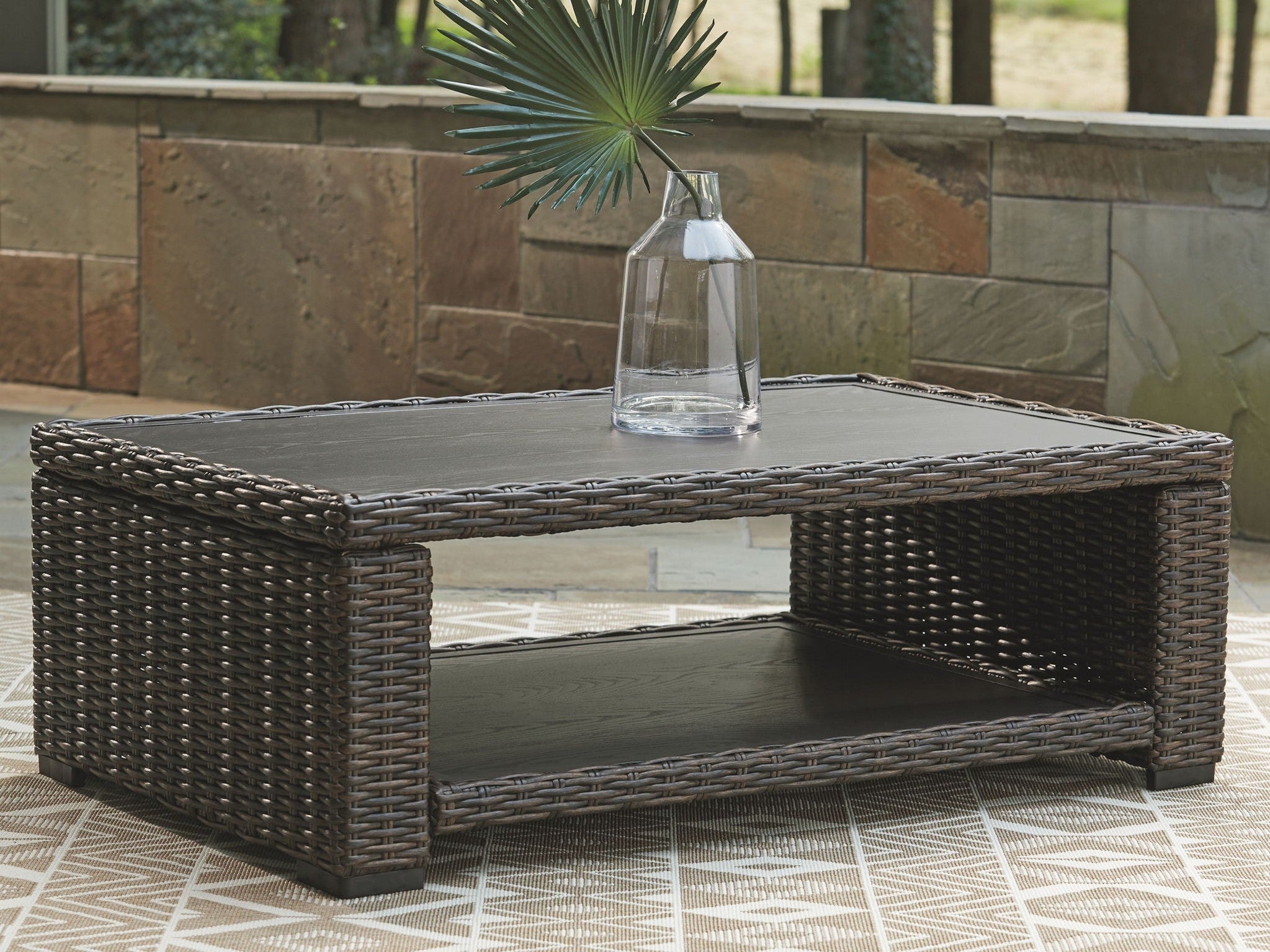 Grasson Lane - Rectangular Cocktail Table - Brown
