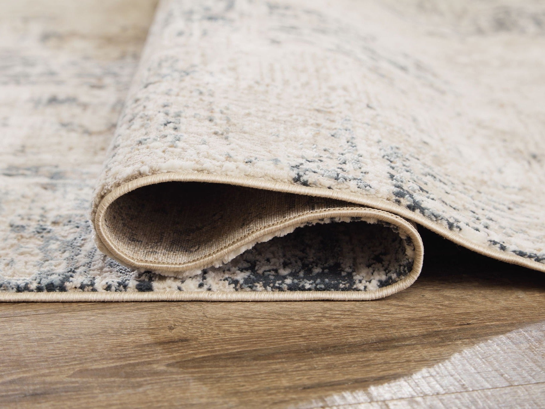 Gentor - Rug