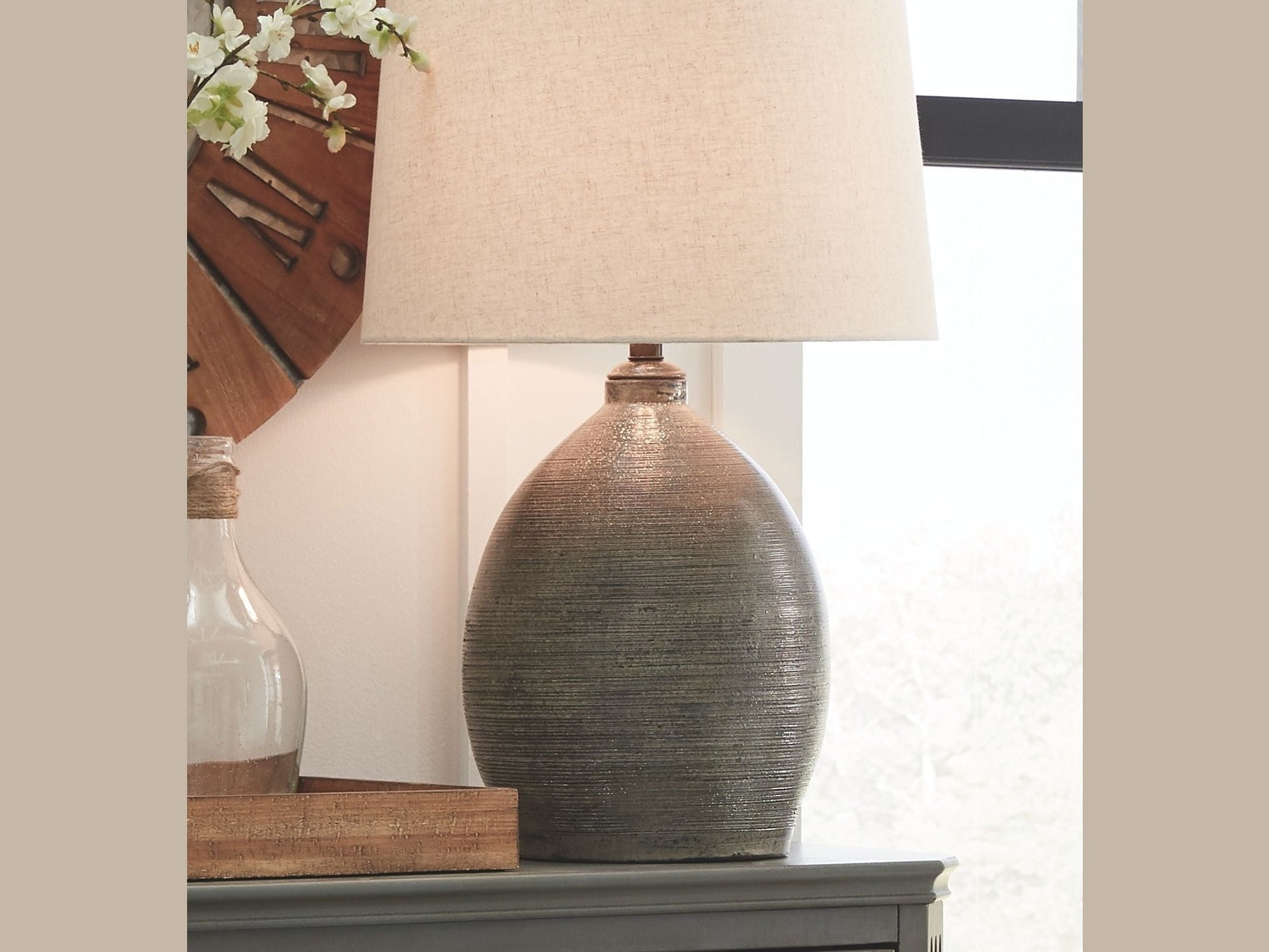 Joyelle - Terracotta Table Lamp  - Gray