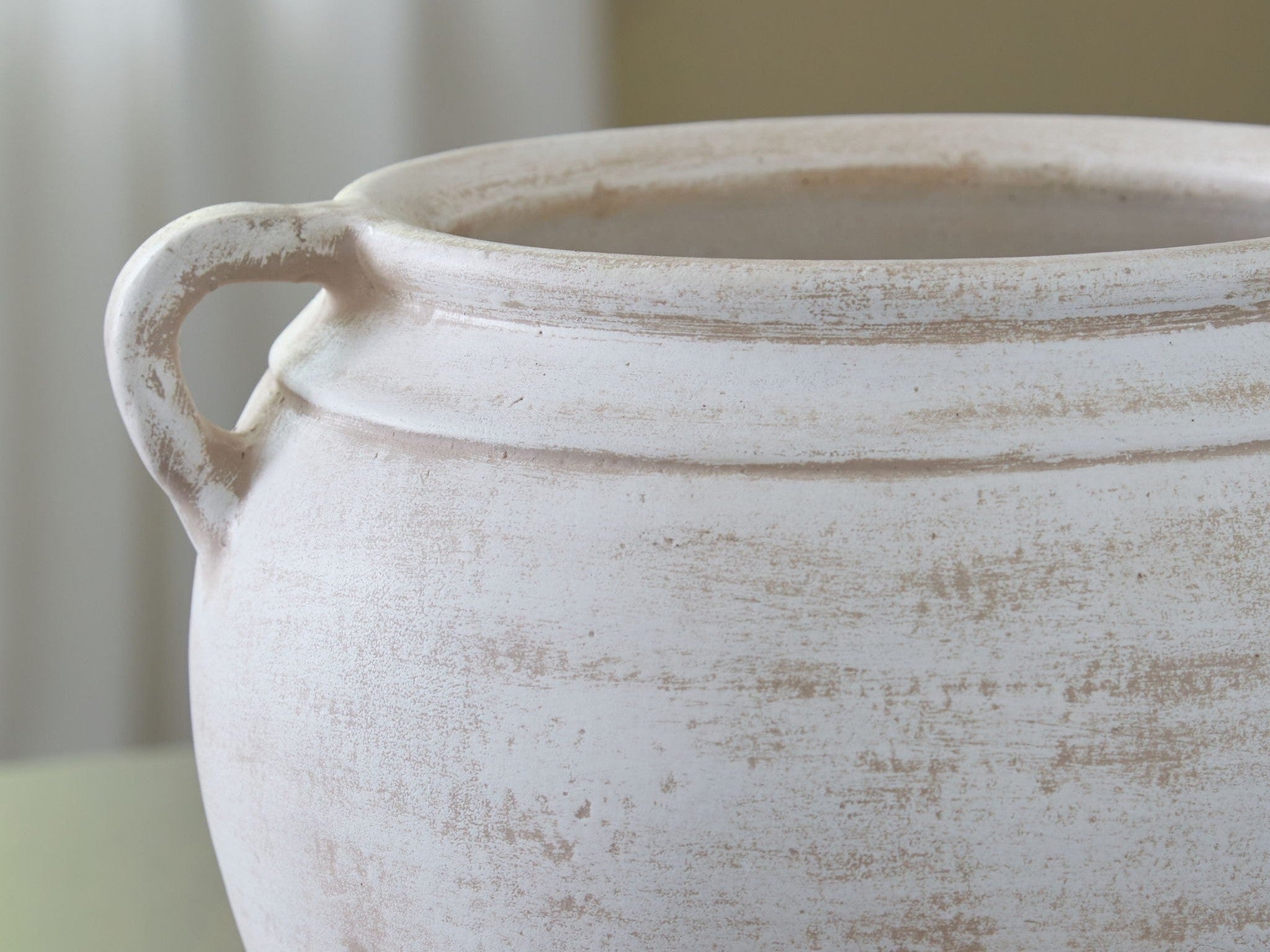 Meadie - 9" Vase