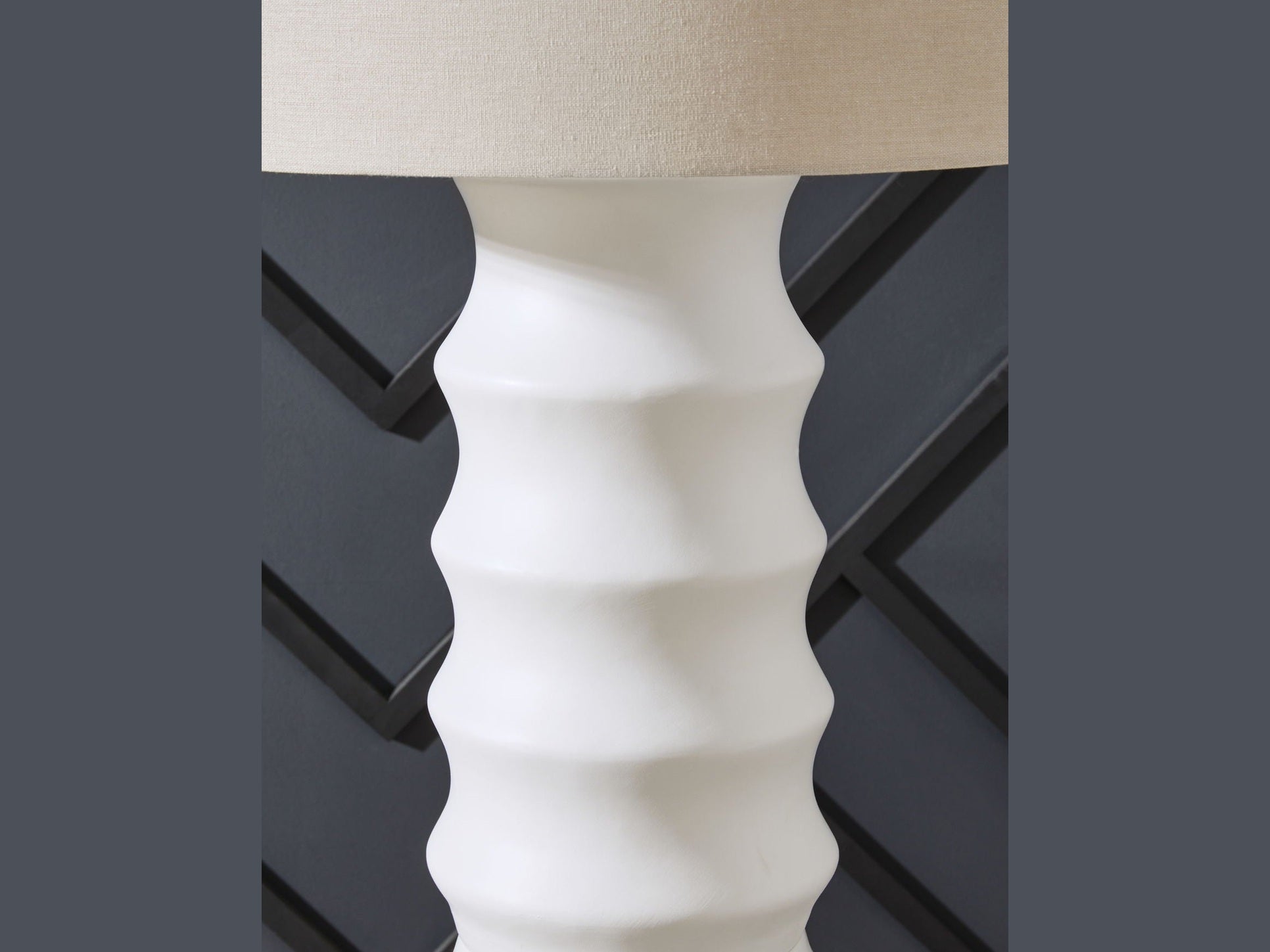 Veraleigh - Poly Lamp