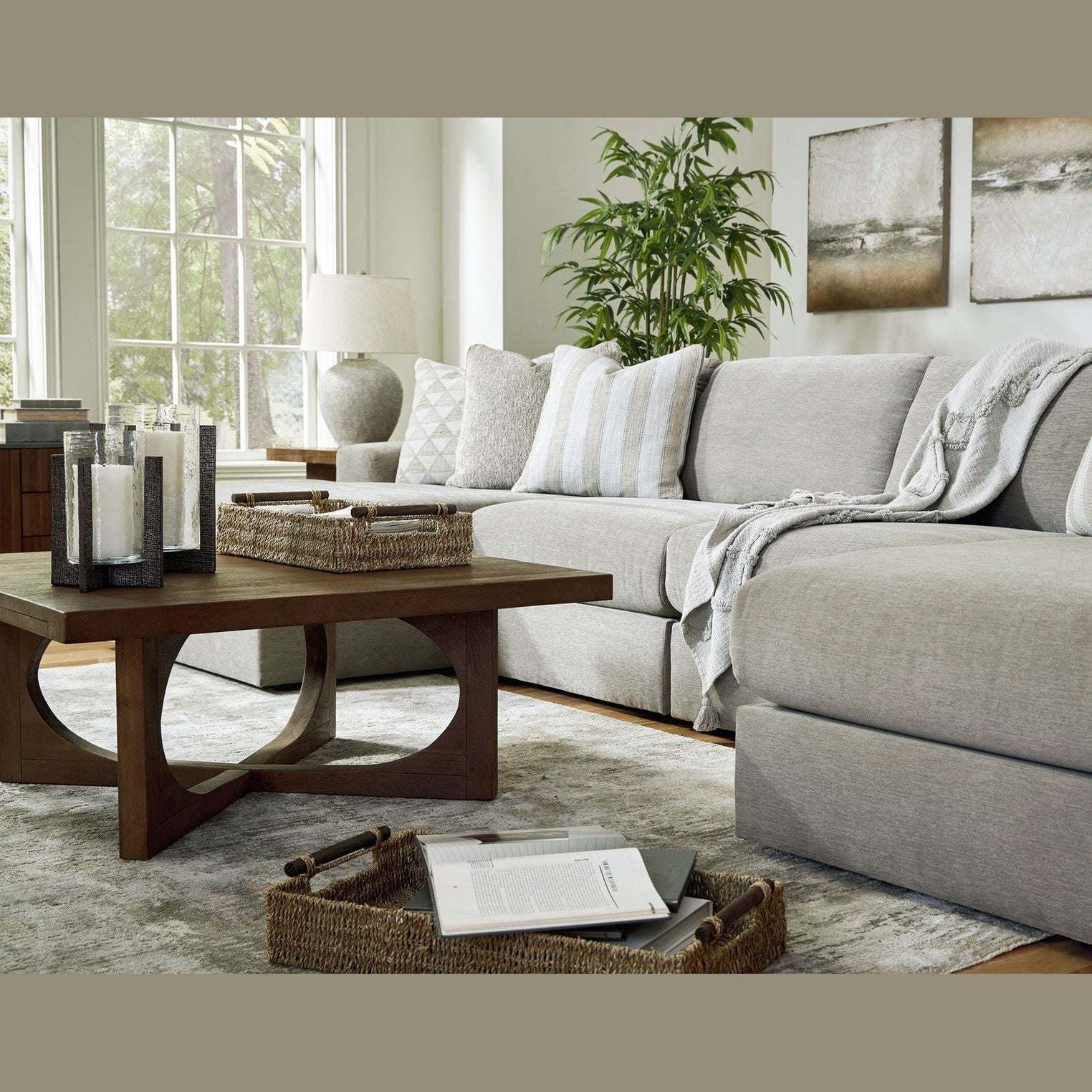 Avaliyah - Sectional
