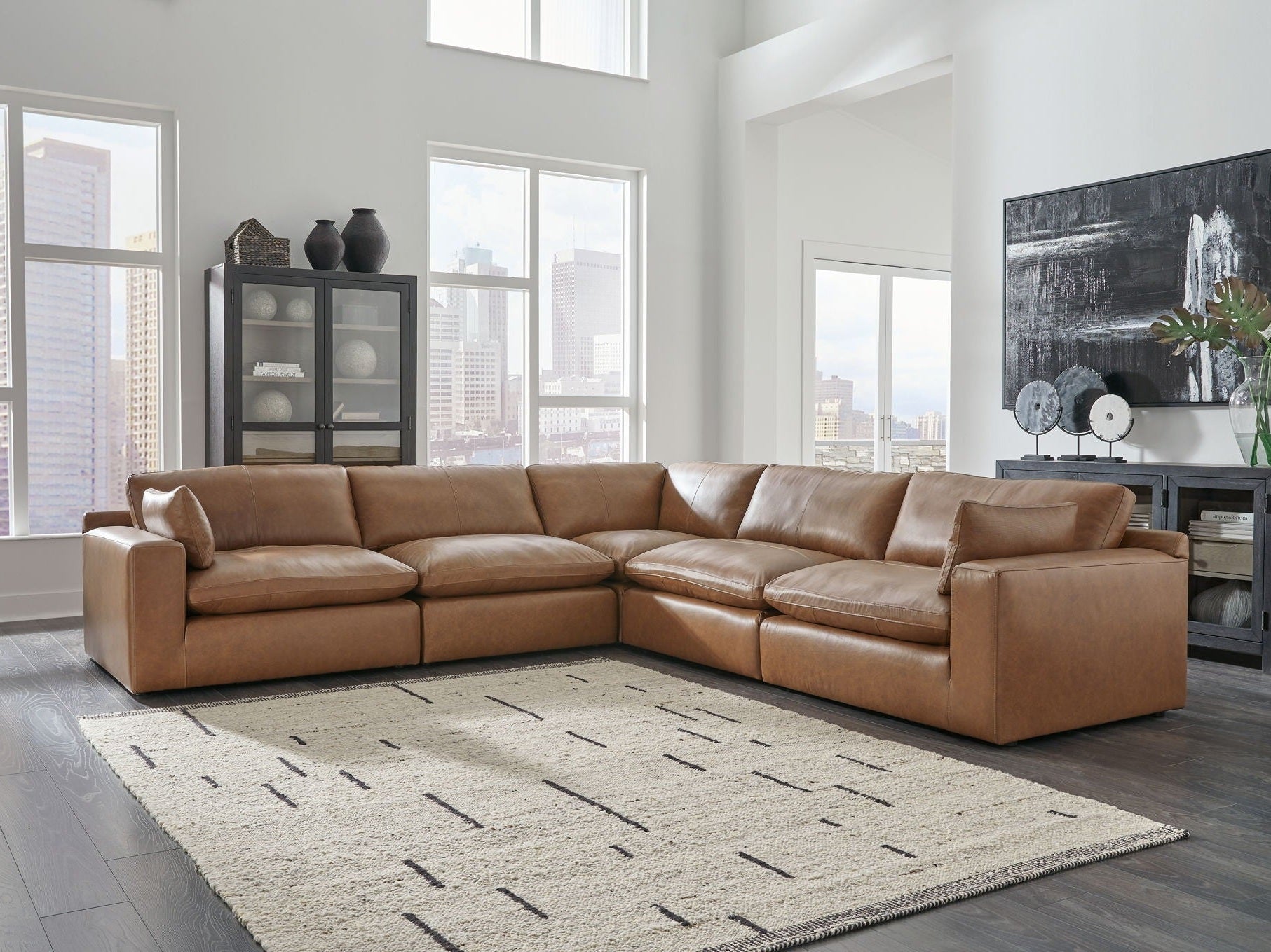 Emilia - Sectional