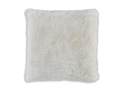 Gariland - Faux Fur Pillow