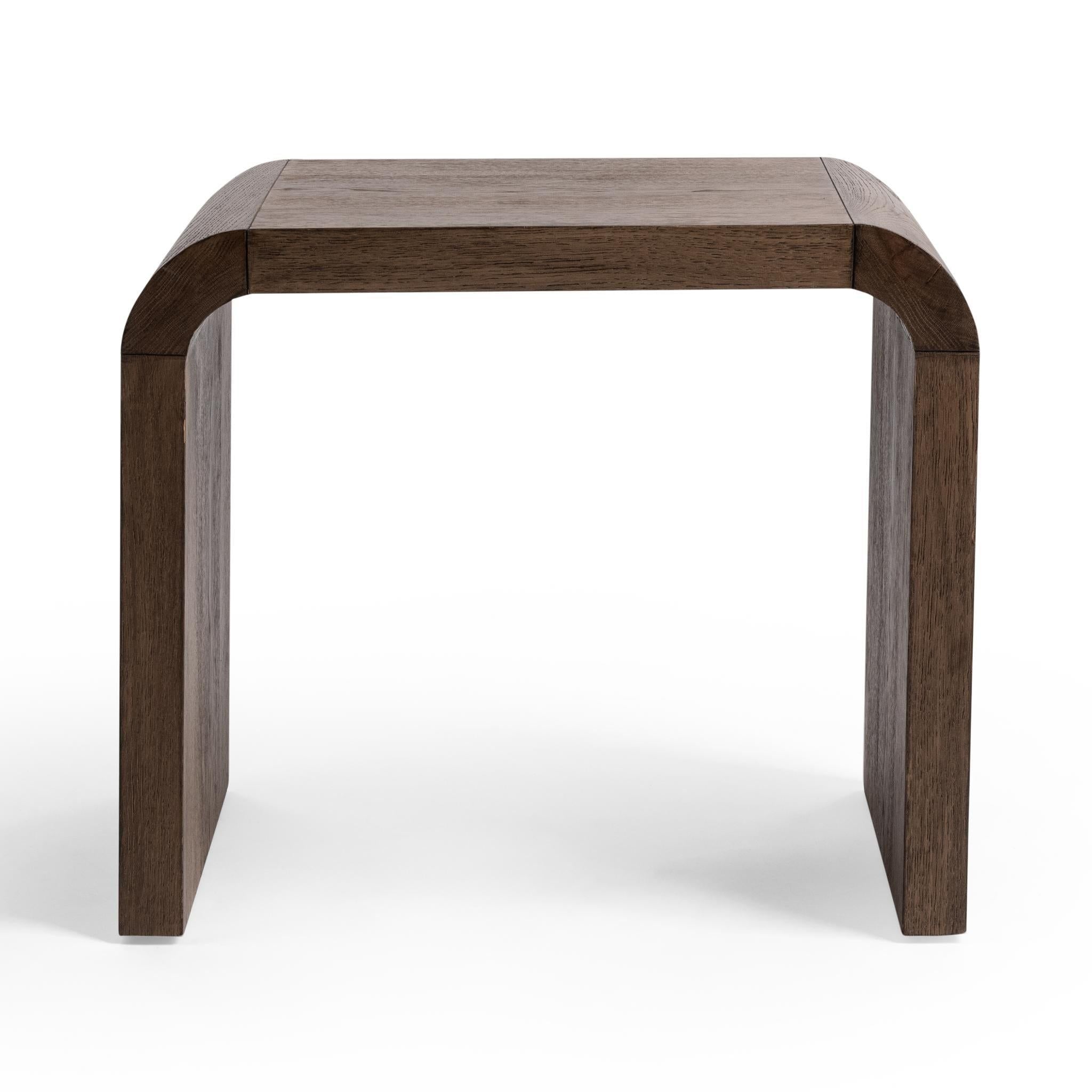 Levine - Table