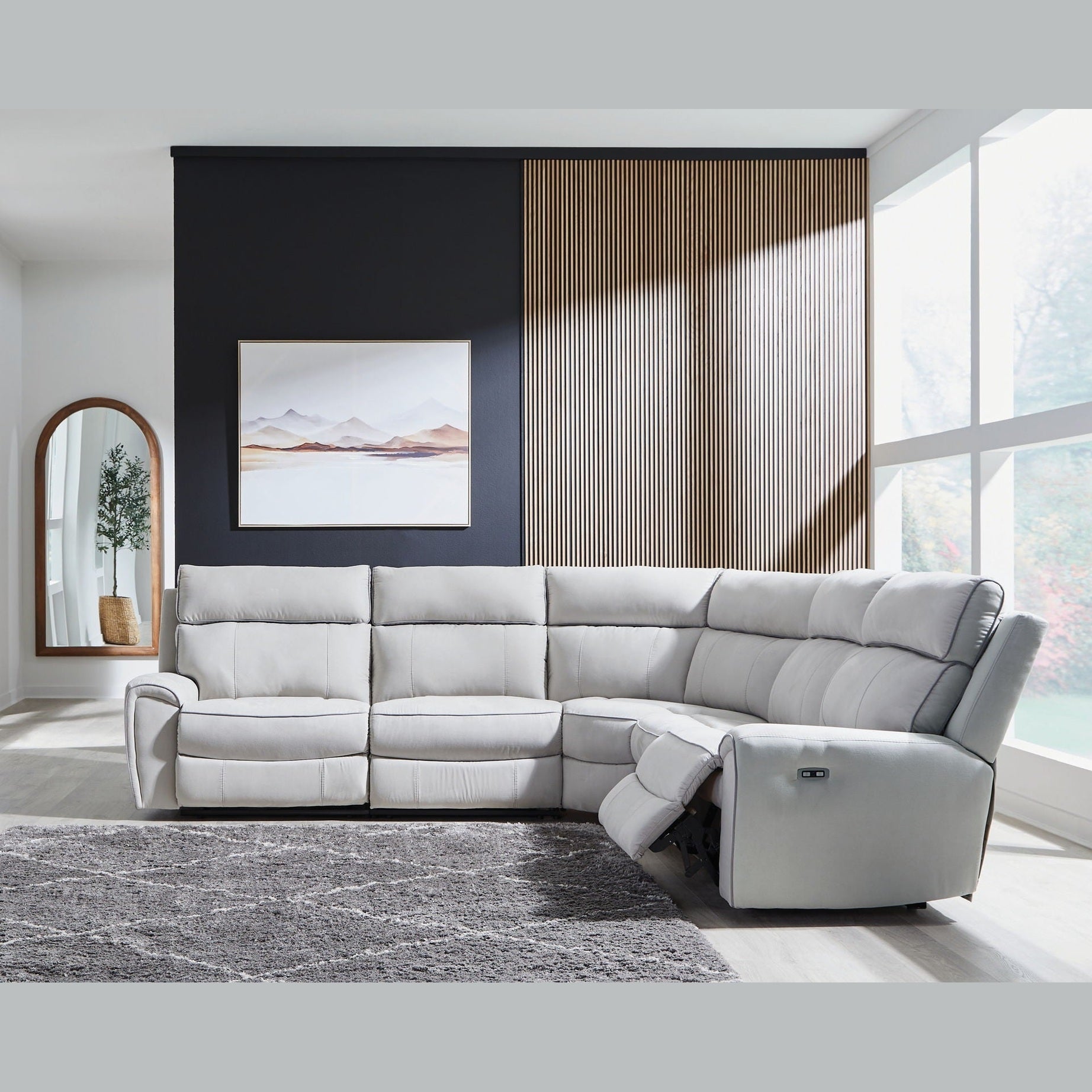 Social Pointe Reclining Sectional