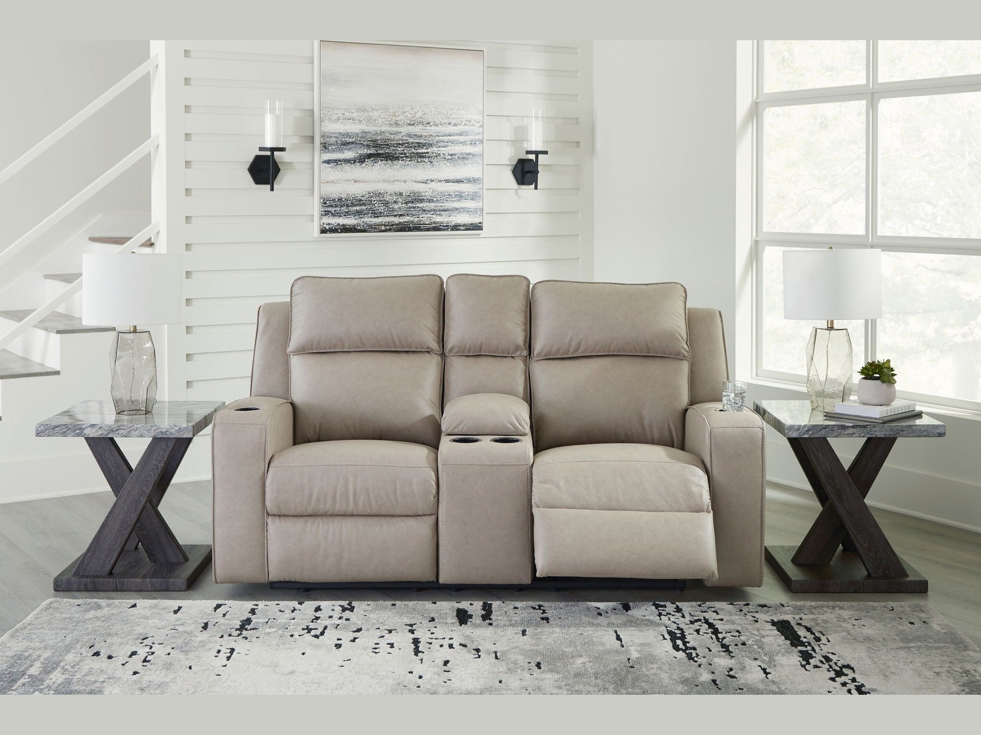 Lavenhorne - Dbl Rec Loveseat W/Console - Pebble