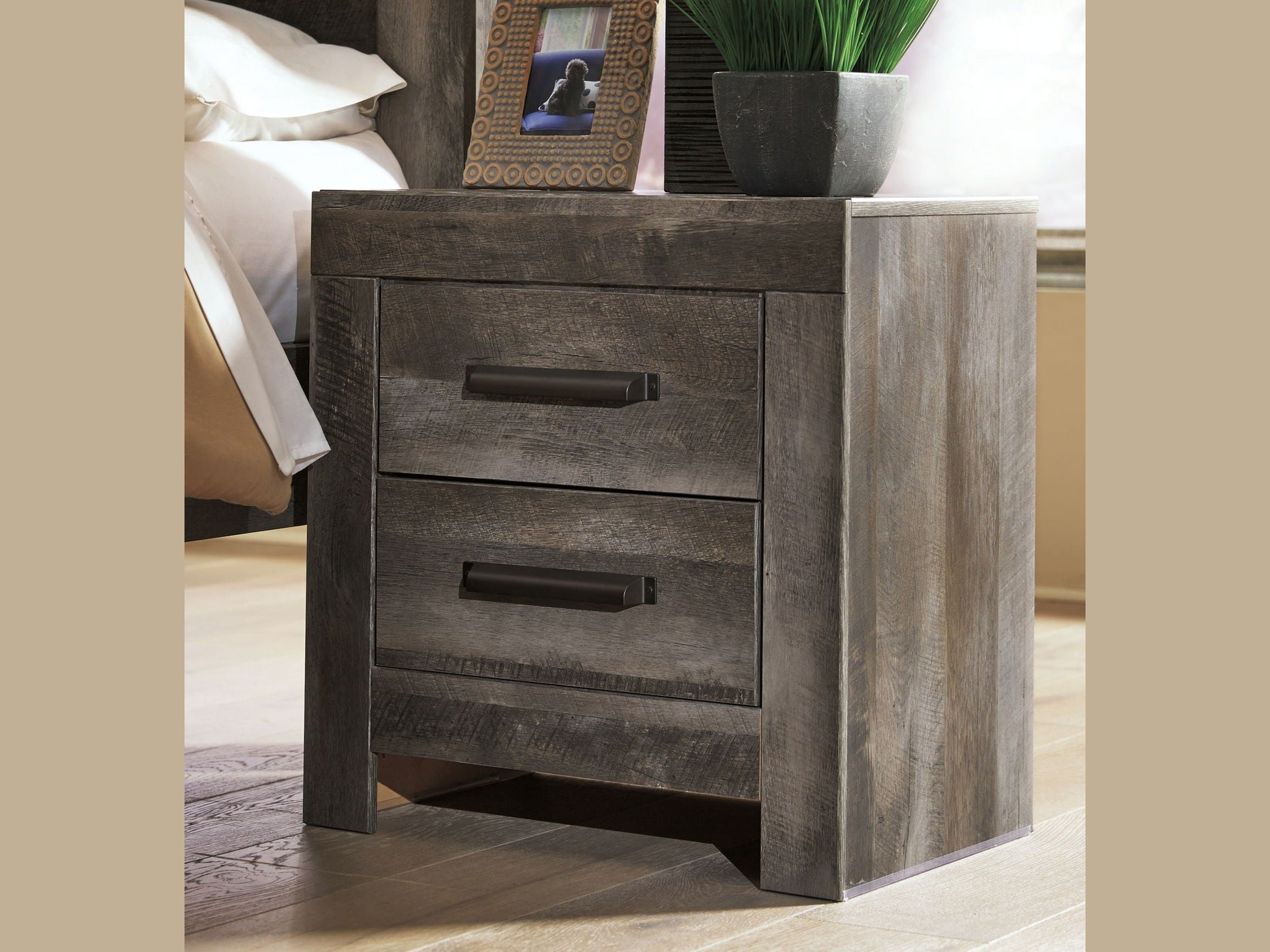 Wynnlow - Two Drawer Night Stand - Gray
